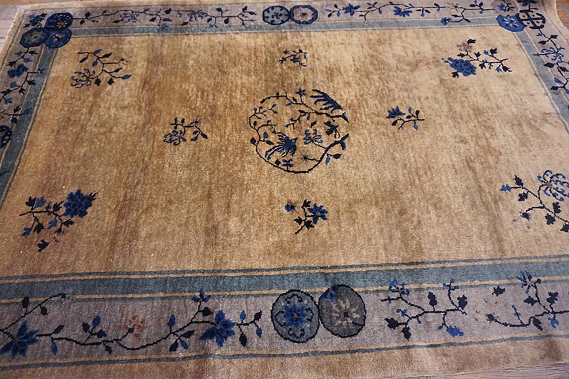 1920s Chinese Peking Carpet In Good Condition For Sale In New York, NY