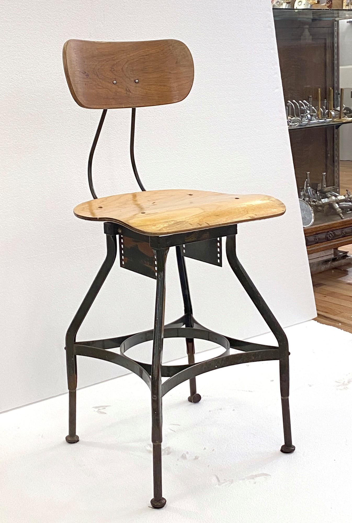 The Toledo Metal Furniture Company's furniture was designed to stand the test of time. These stools, designed in the early 1900s, were created with schools, industrial shops and draftsmen in mind. The one available here is the classic adjustable