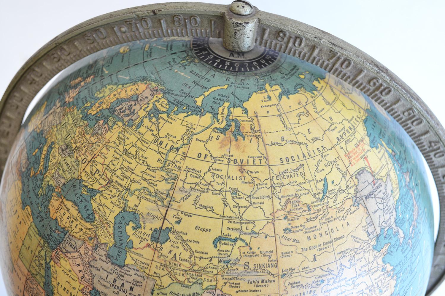 20th Century 1920's Cram's Universal Terrestrial Globe 10.5 Inch on Walnut Base
