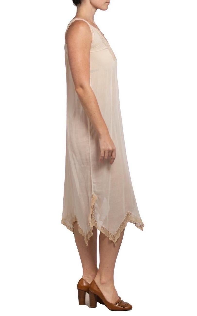 1920S Cream Cotton Voile Negligee With Pink Lace For Sale 1