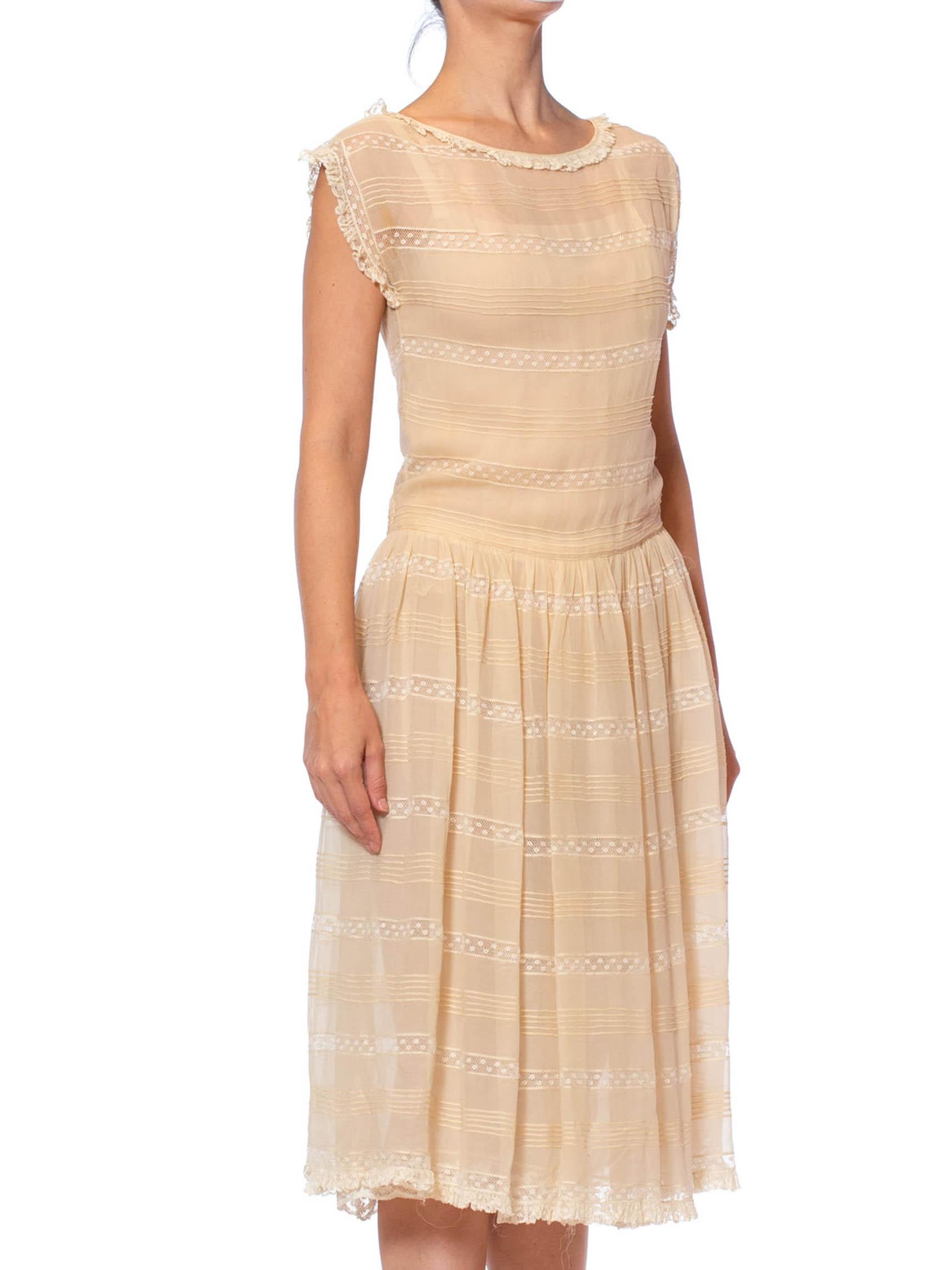 1920S Cream Silk Chiffon & Antique Lace Pintuck Stripe Dress With Little Ruffles For Sale 5