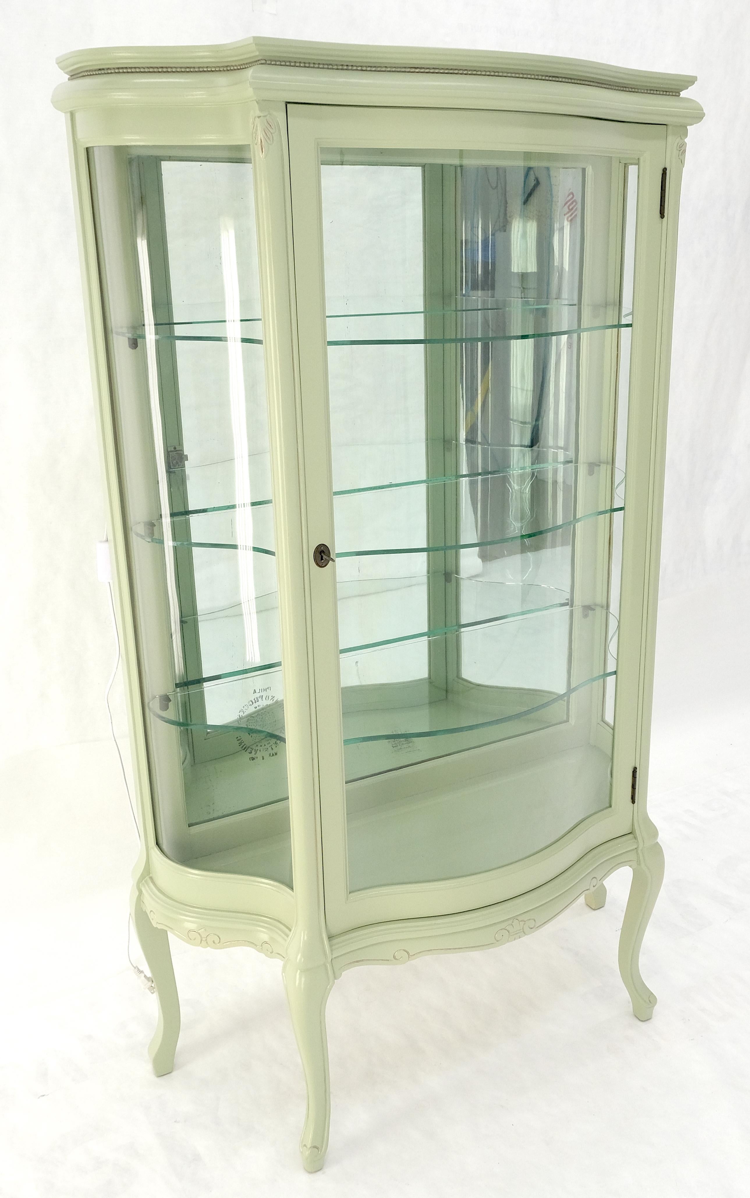 Vitrine en verre incurvée des années 1920, finition laquée ton Olive, MINT ! en vente 5