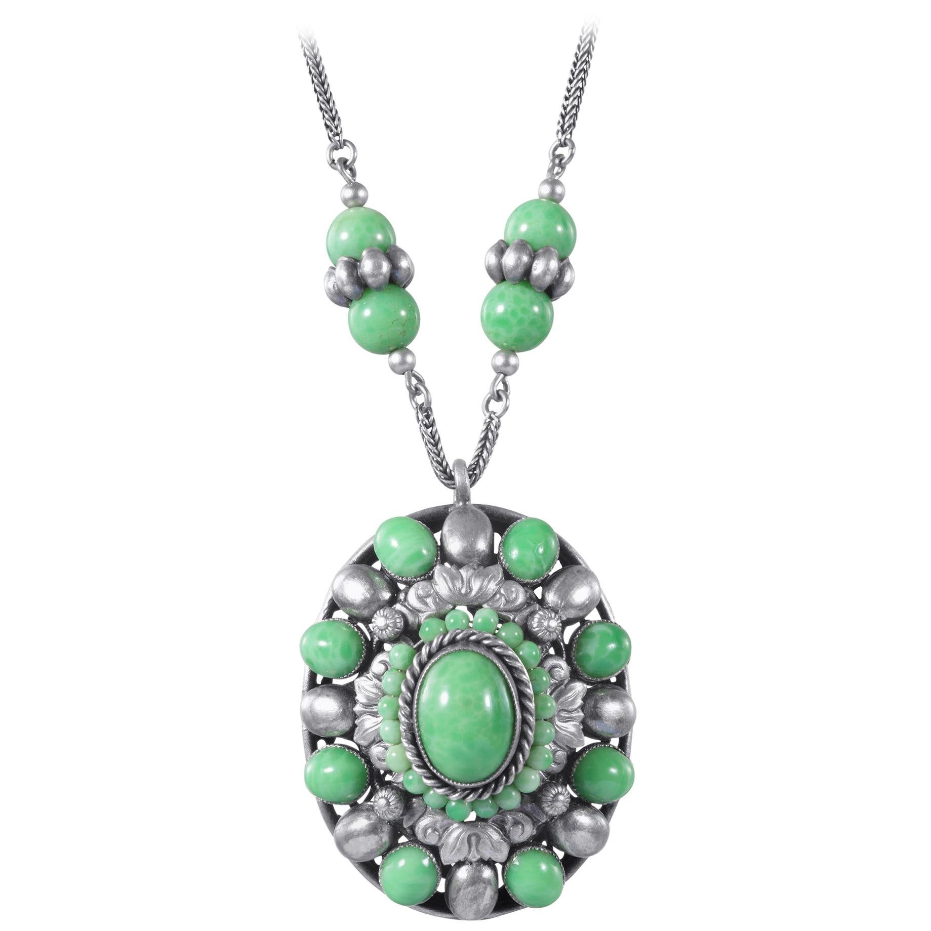 Collana con ciondolo in vetro di Pechino in argento Art Nouveau ceco del 1920