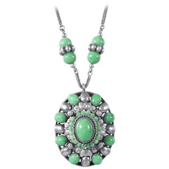 Collana con ciondolo in vetro di Pechino in argento Art Nouveau ceco del 1920