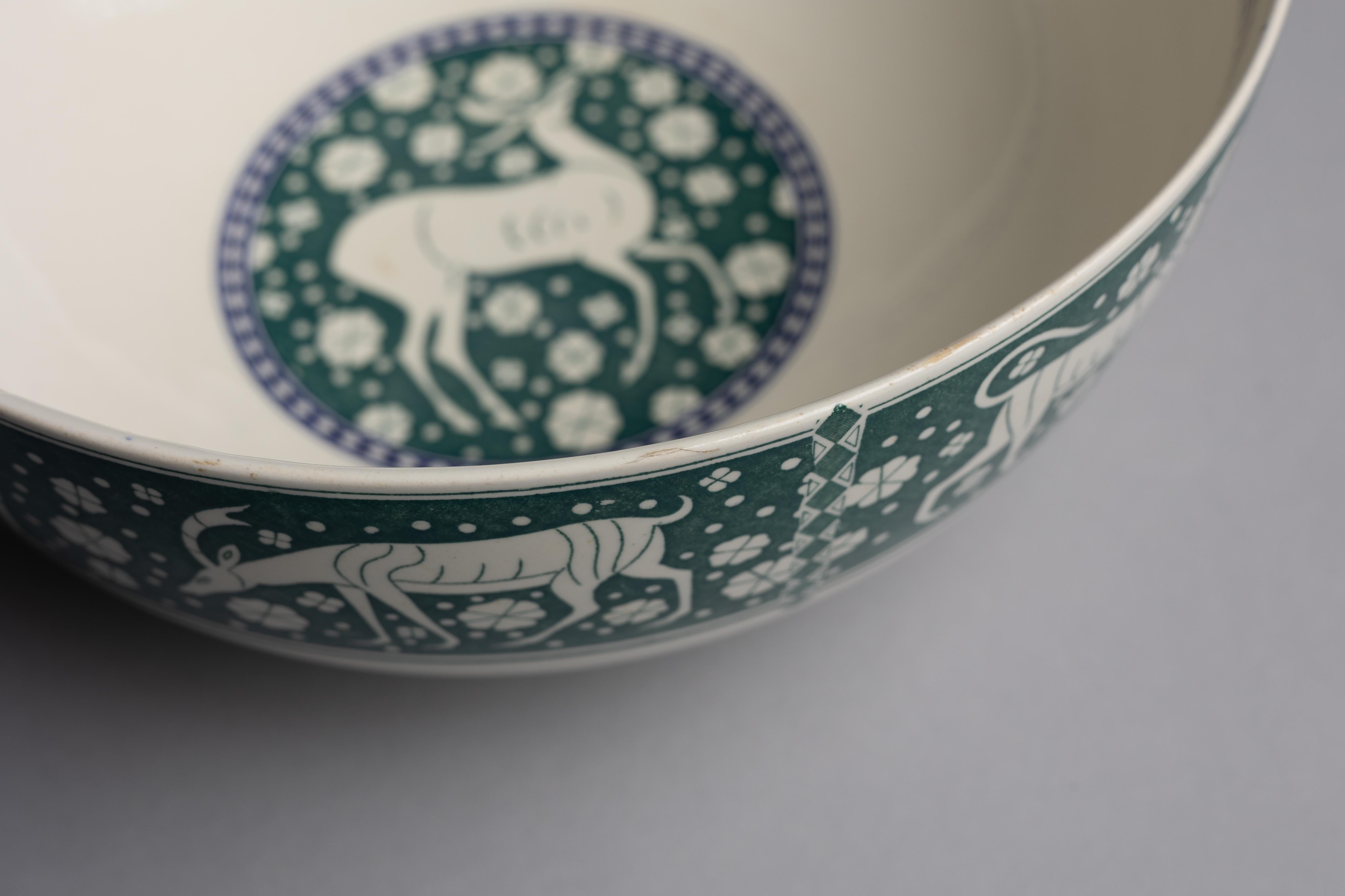1920s Daisy Makeig-Jones Wedgwood Creamware Bowl For Sale 1