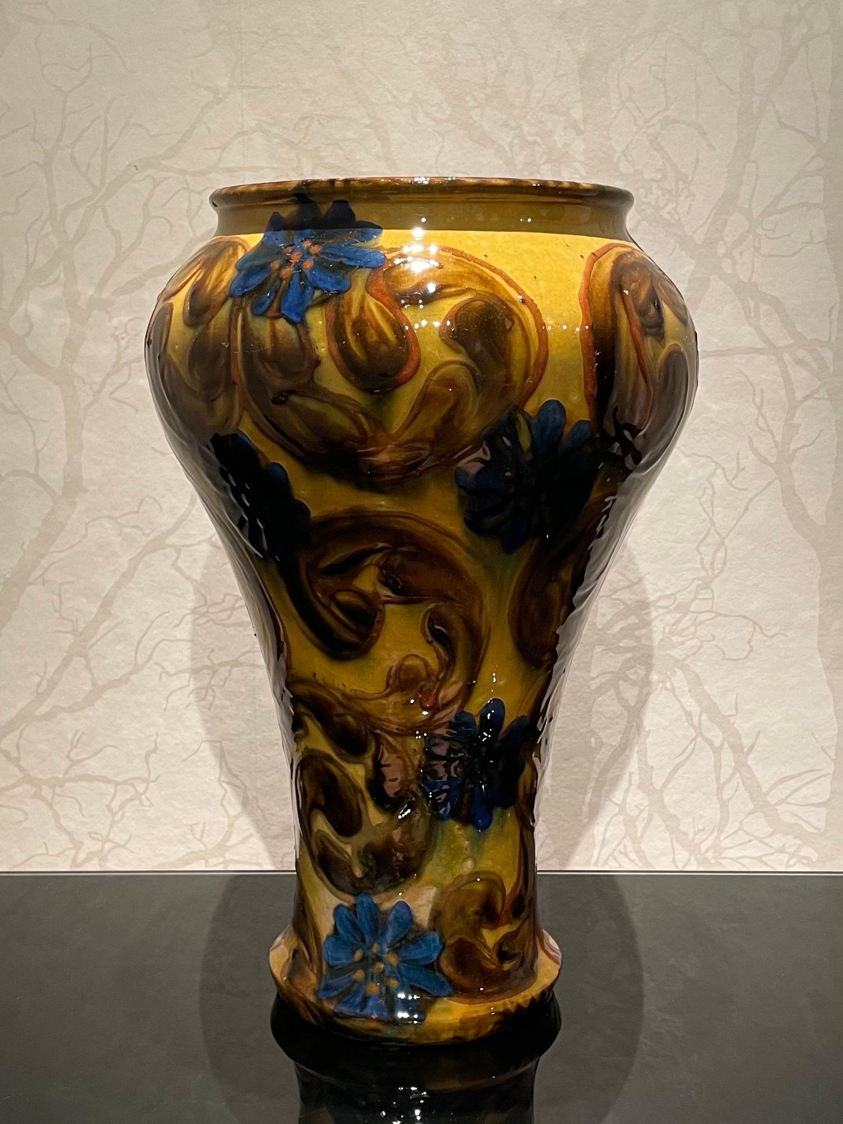 1920s Danish Fundamental Ceramic Vase by Herman Kähler In Good Condition For Sale In Örebro, SE