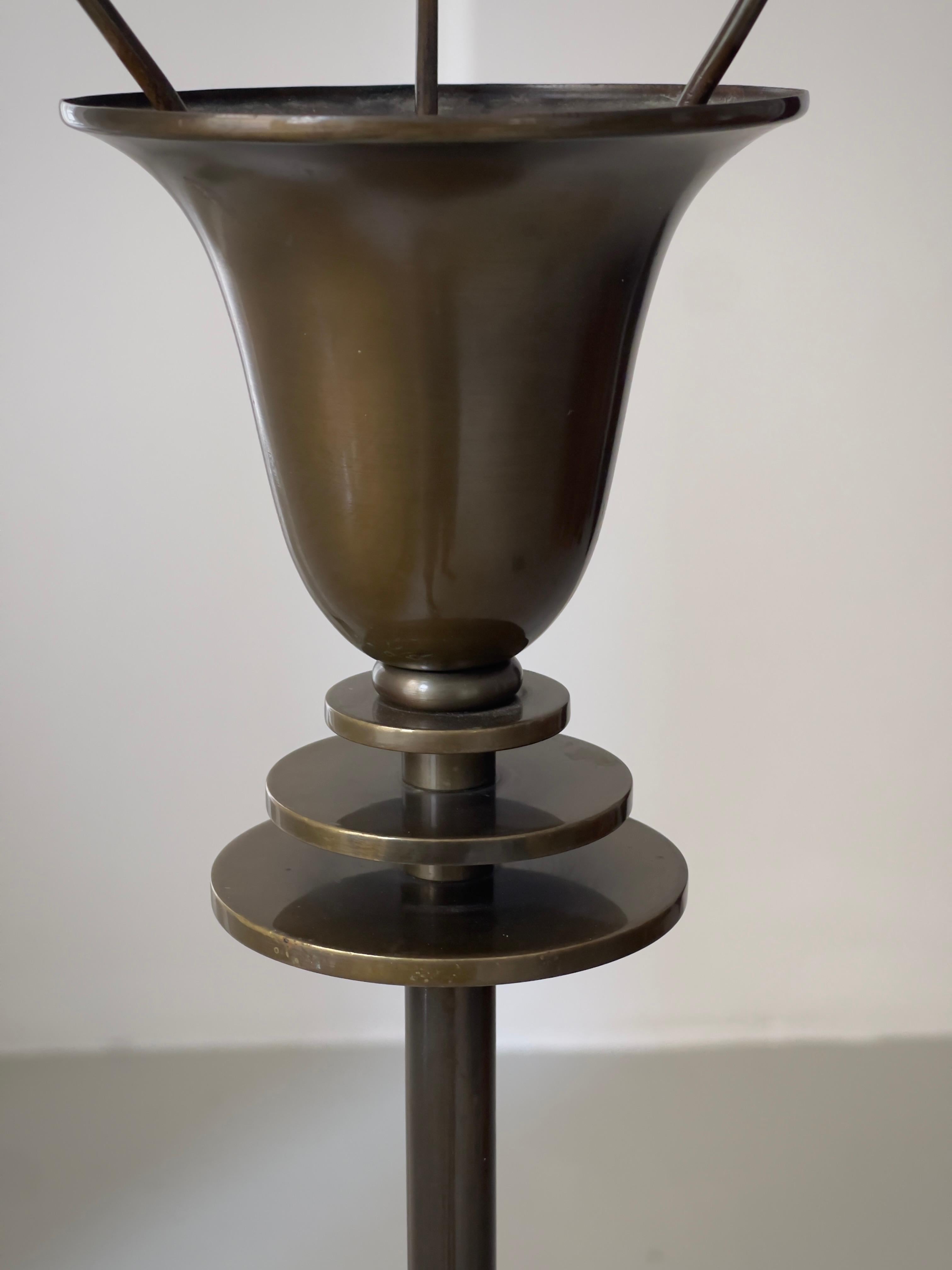 1920s Danish Art Deco floor lamp in solid bronze. Just Andersen style metal work For Sale 6