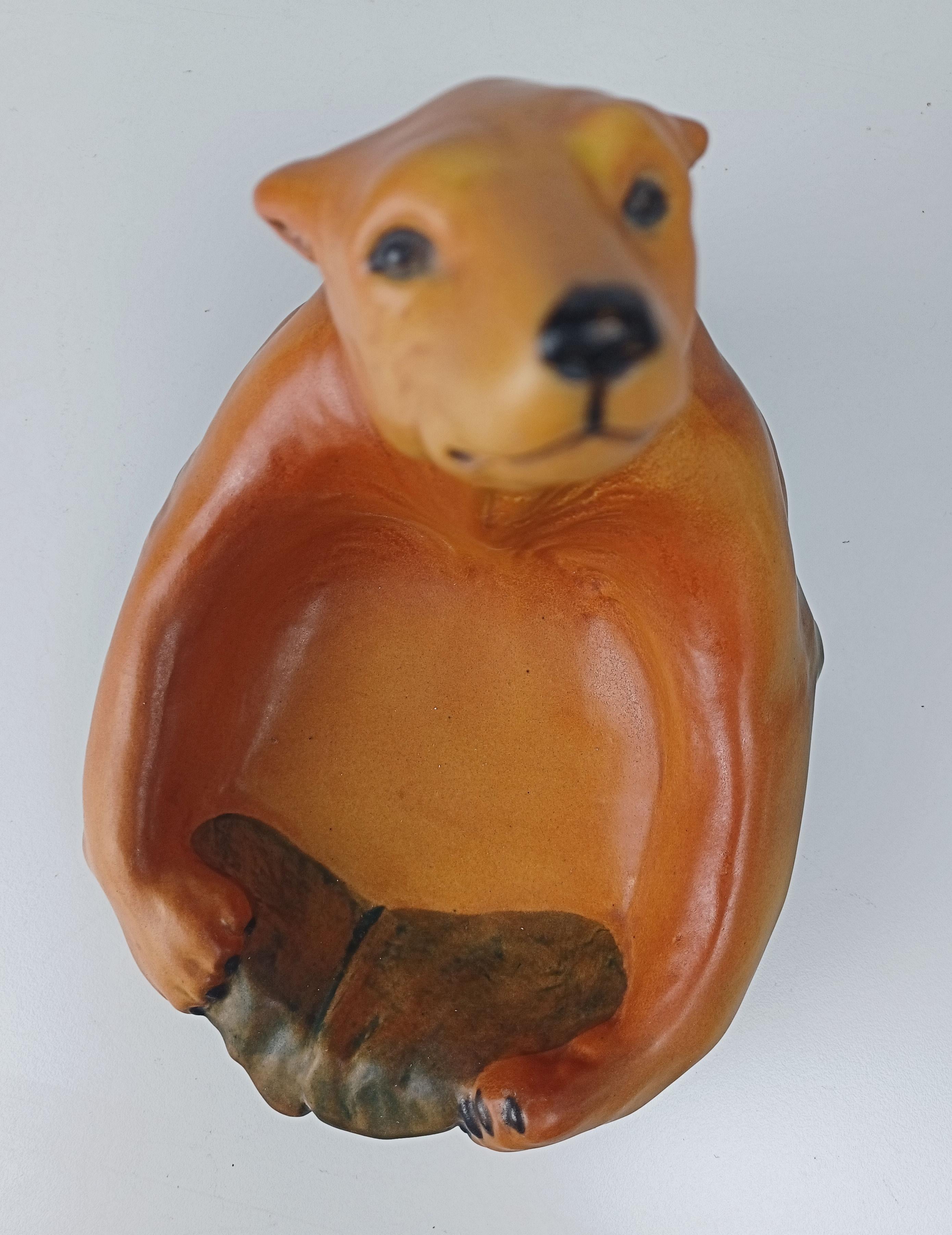 Ciotola per orso di ghiaccio artigianale in stile Art Nouveau danese del 1920 - Vassoio per le ceneri di P. Ipsen Enke

Ciotola danese in stile Art Nouveau con orsetto e sigillo, disegnata da Charles Arvesen nel 1909 per P. Ipsens Enke.

La ciotola