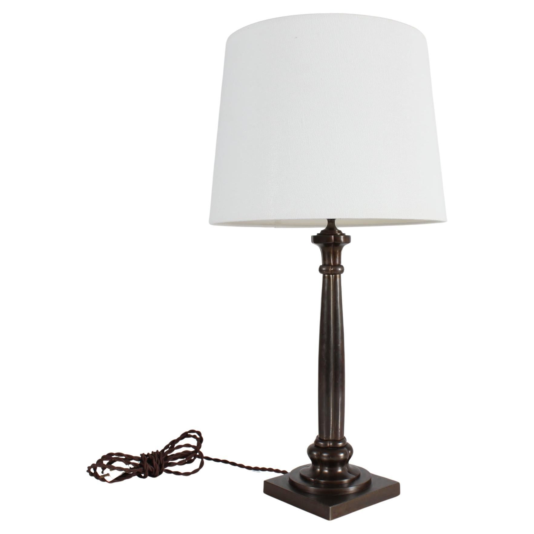 1920s Danish Art Nouveau High Sculptural Desk Table Lamp of Patinated Bronze For Sale