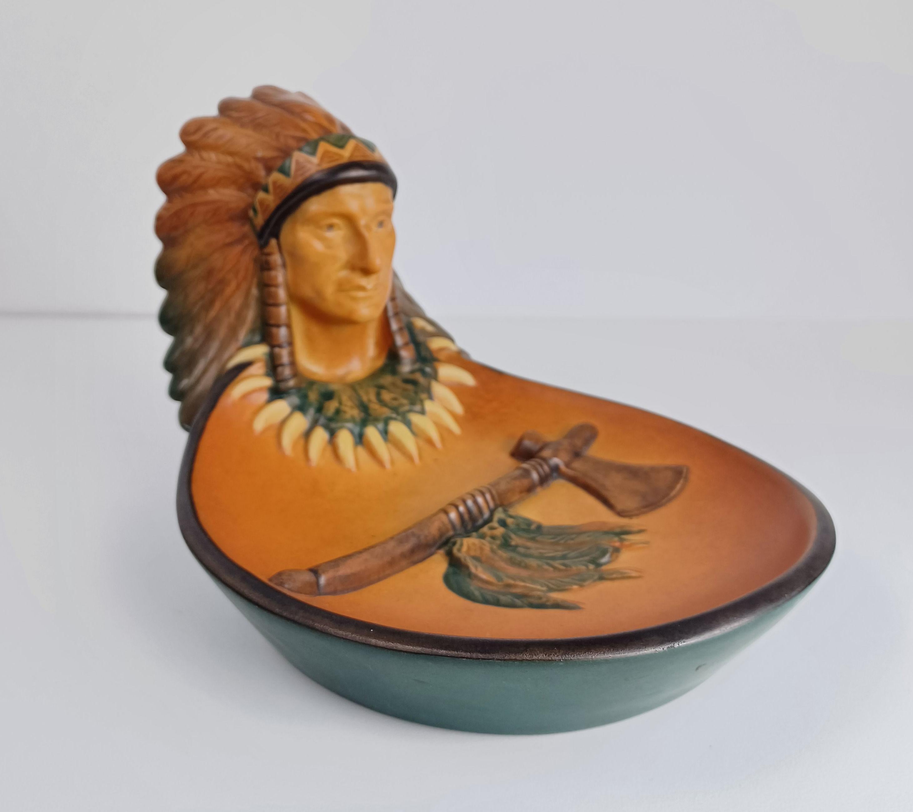 1920s Danish Hand-Crafted Art Nouveau Ash Tray / Bowl by P. Ipsens Enke In Good Condition For Sale In Knebel, DK
