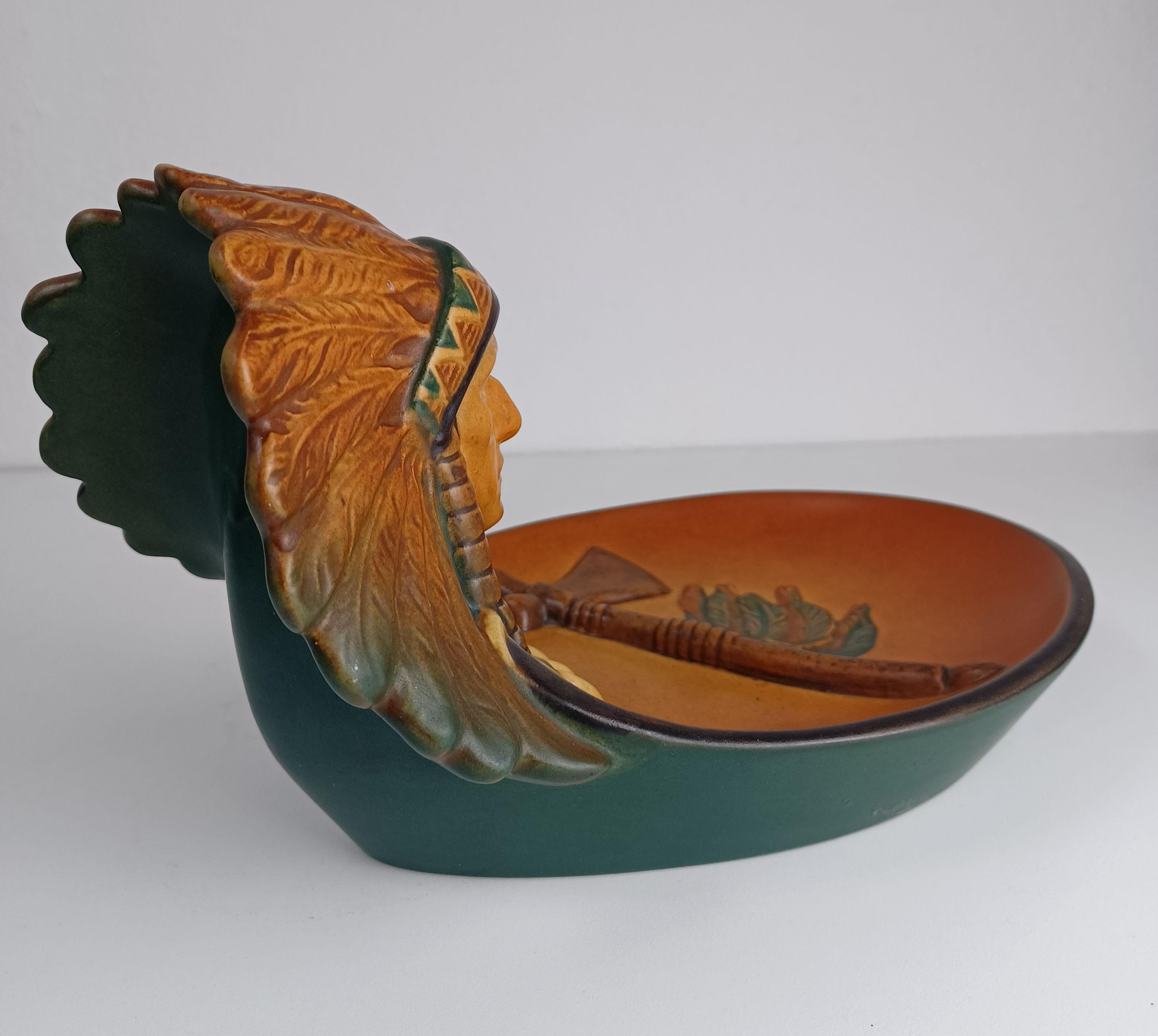 Ceramic 1920s Danish Hand-Crafted Art Nouveau Ash Tray / Bowl by P. Ipsens Enke For Sale