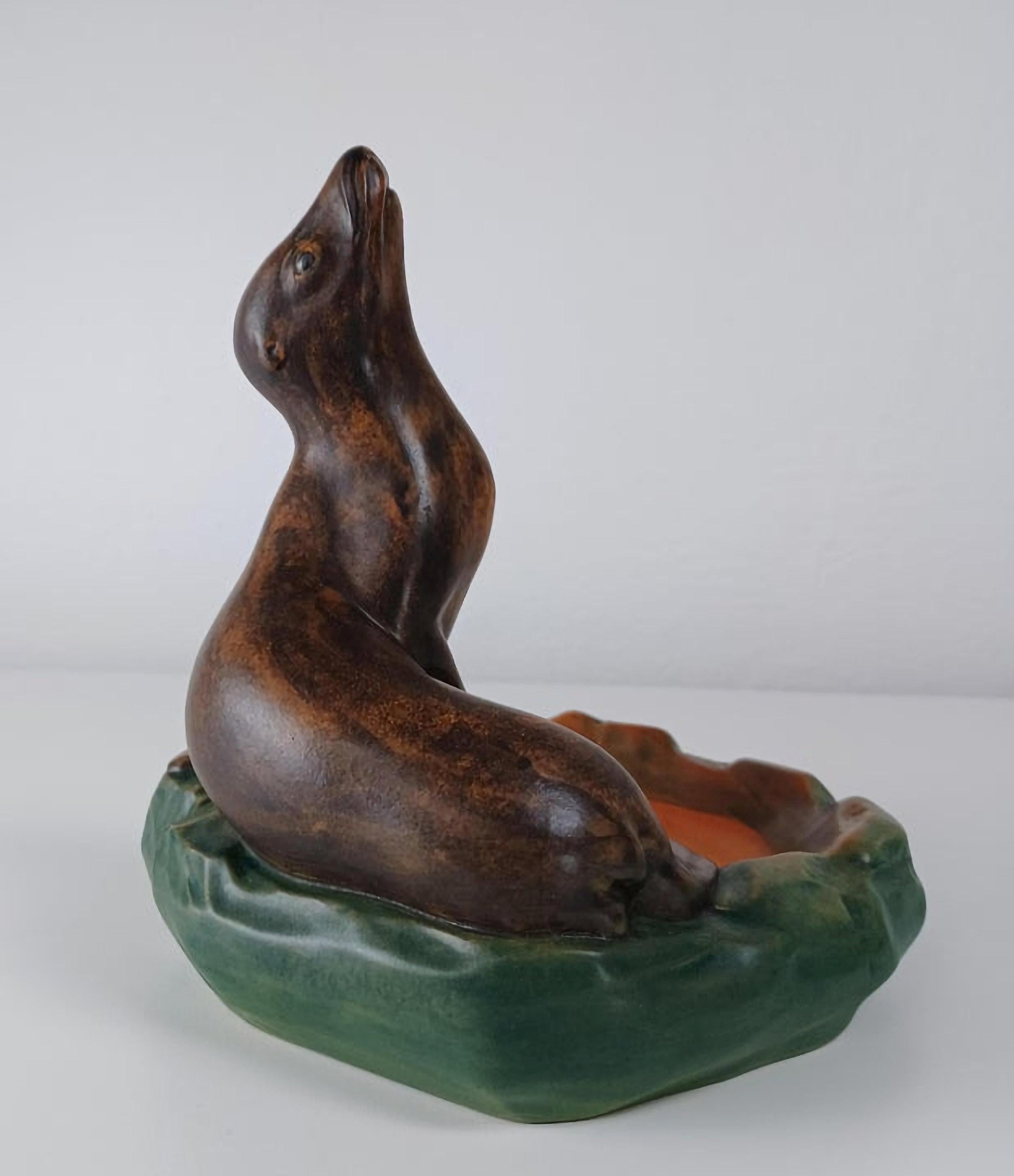 Début du 20ème siècle Cendrier / Bol à cendres Art Nouveau danois des années 1920 fait à la main par P. Ipsens Enke en vente