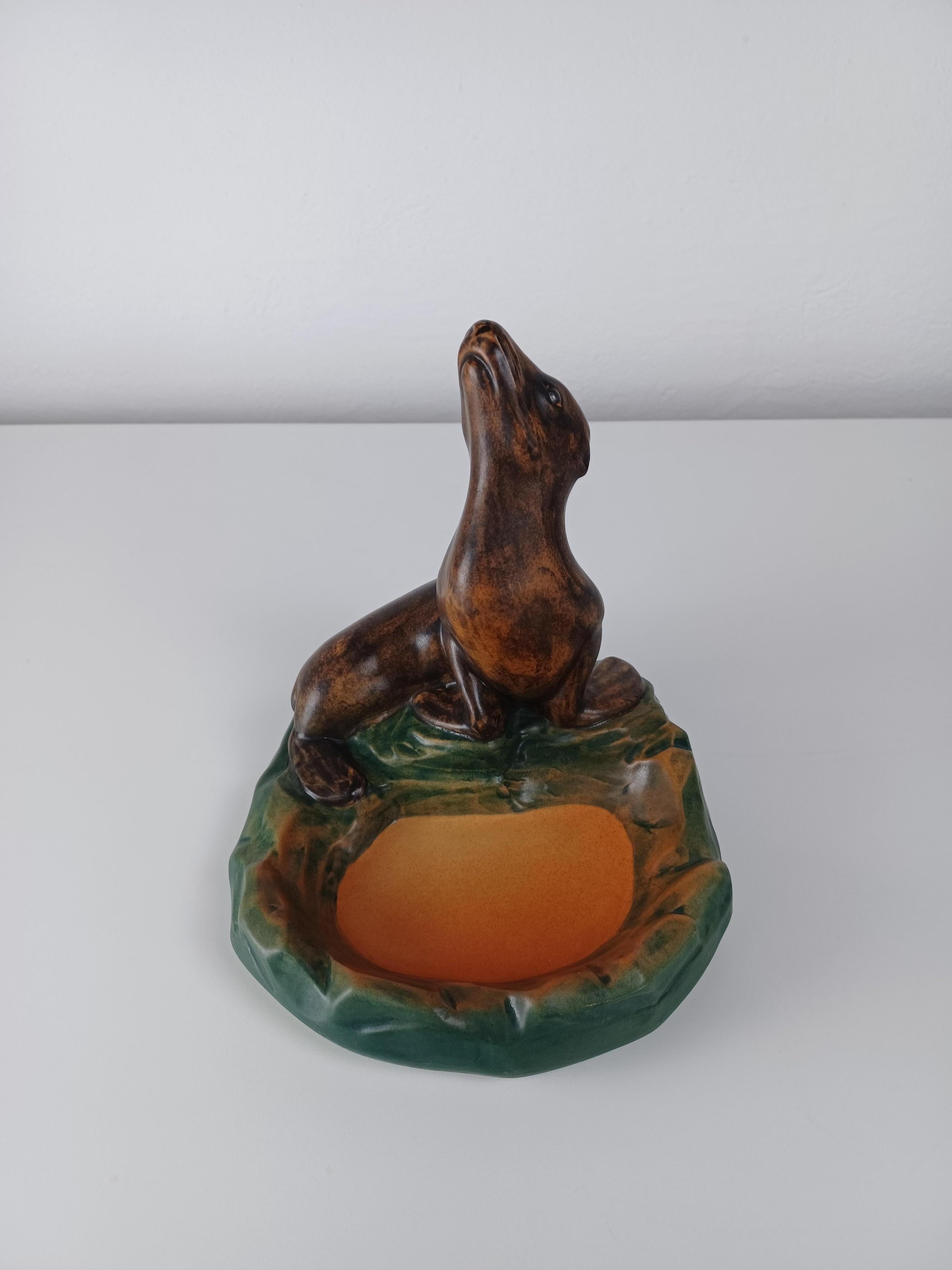 1920s Danish Hand-Crafted Art Nouveau Seal Ash Tray / Bowl by P. Ipsens Enke For Sale 4