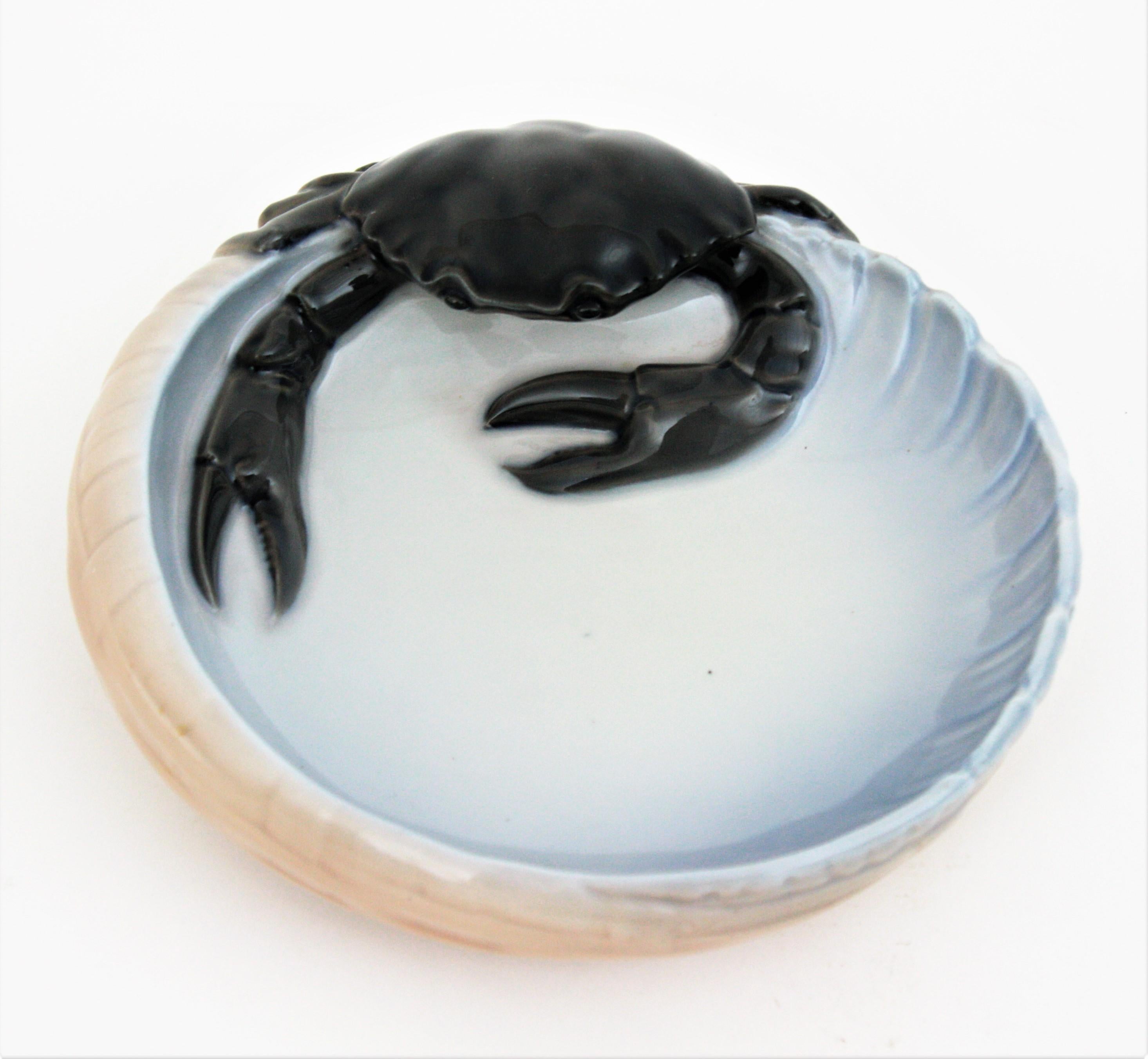 crab ashtray