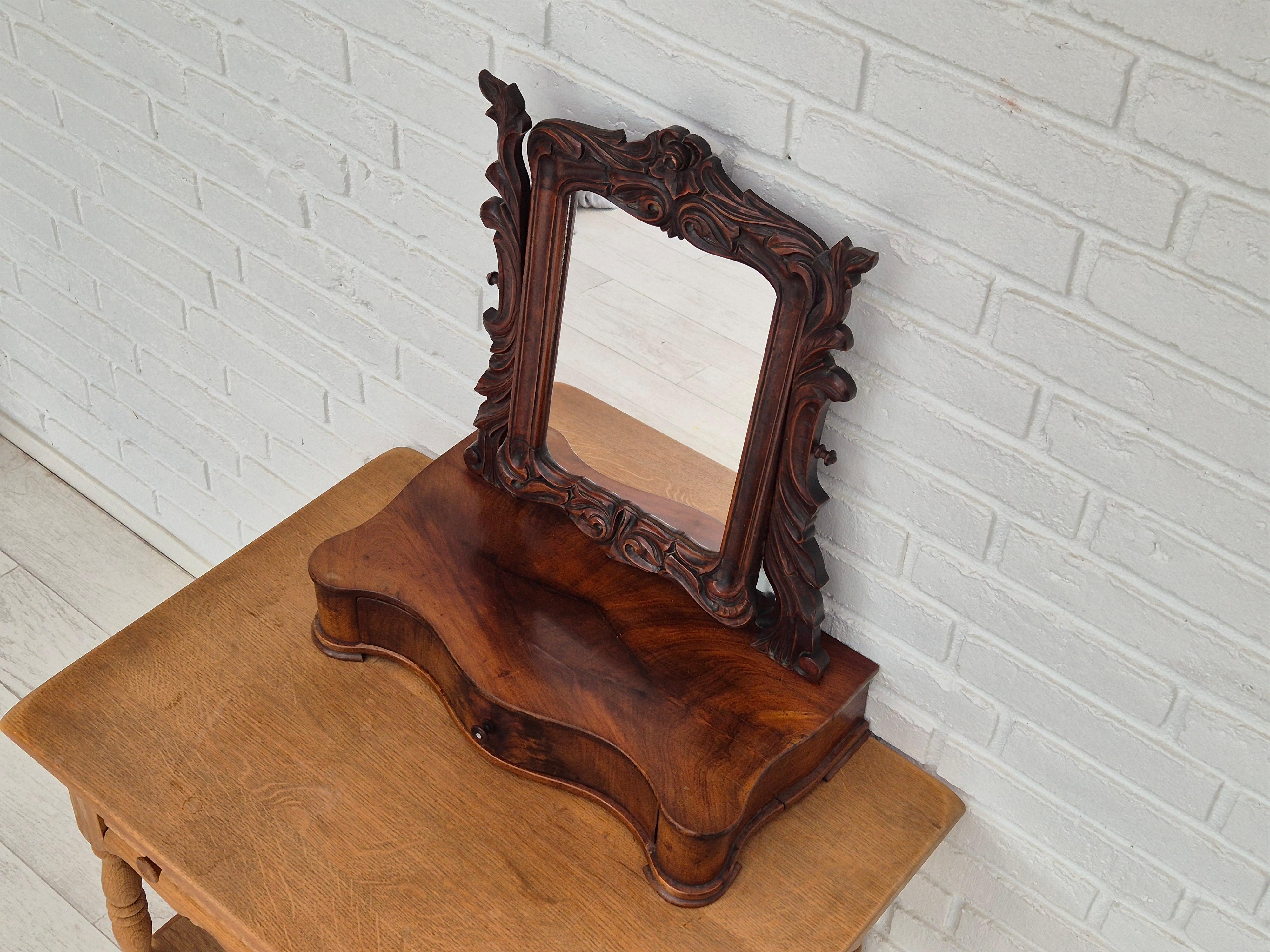 Años 20, espejo de maquillaje vintage danés con almacenaje para joyas, madera de cerezo. en venta 3