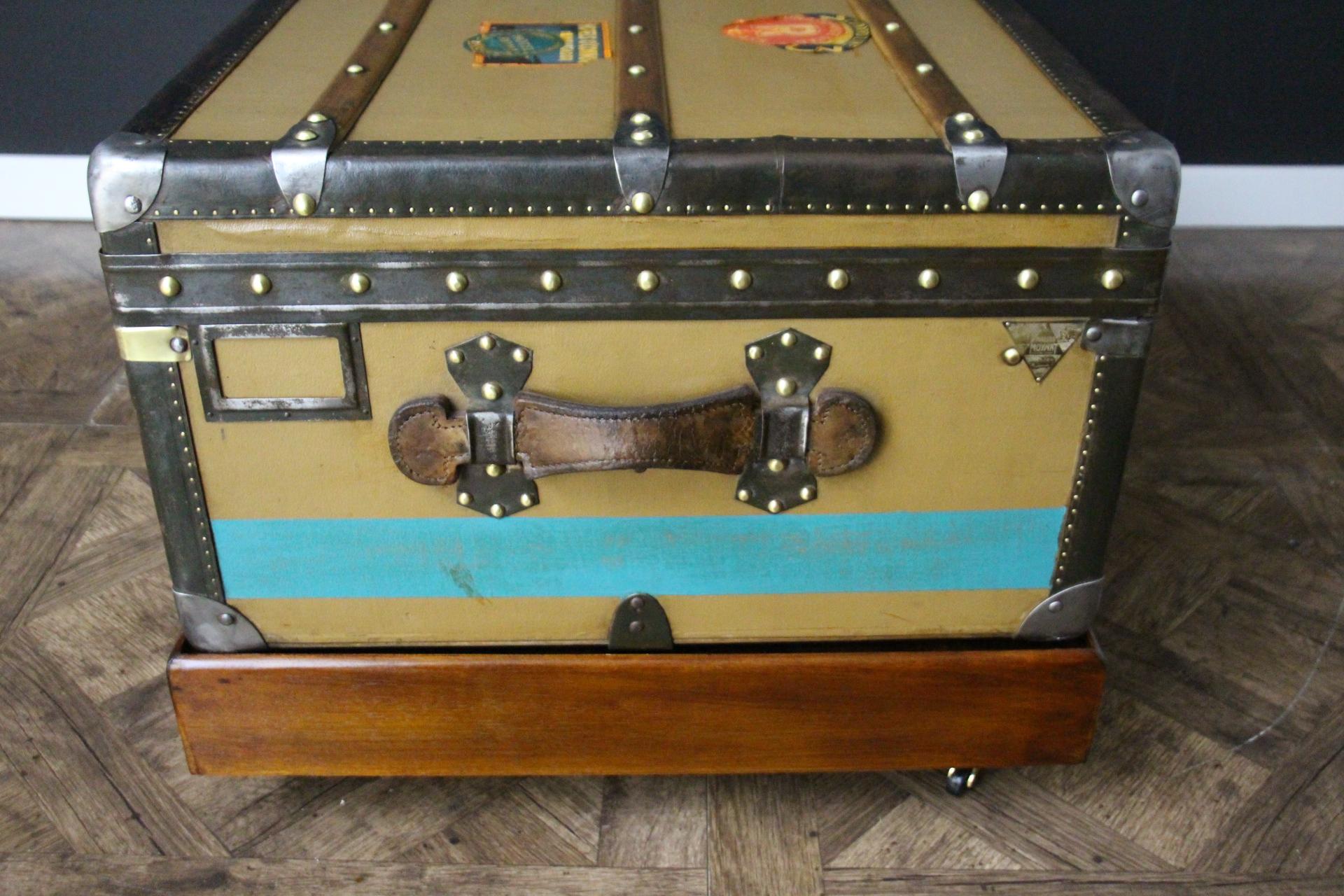 1920s Dark Beige Moynat Steamer Trunk, Moynat Trunk 4