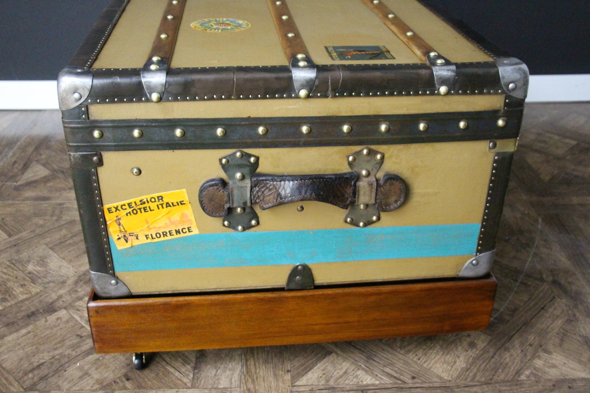 1920s Dark Beige Moynat Steamer Trunk, Moynat Trunk 7