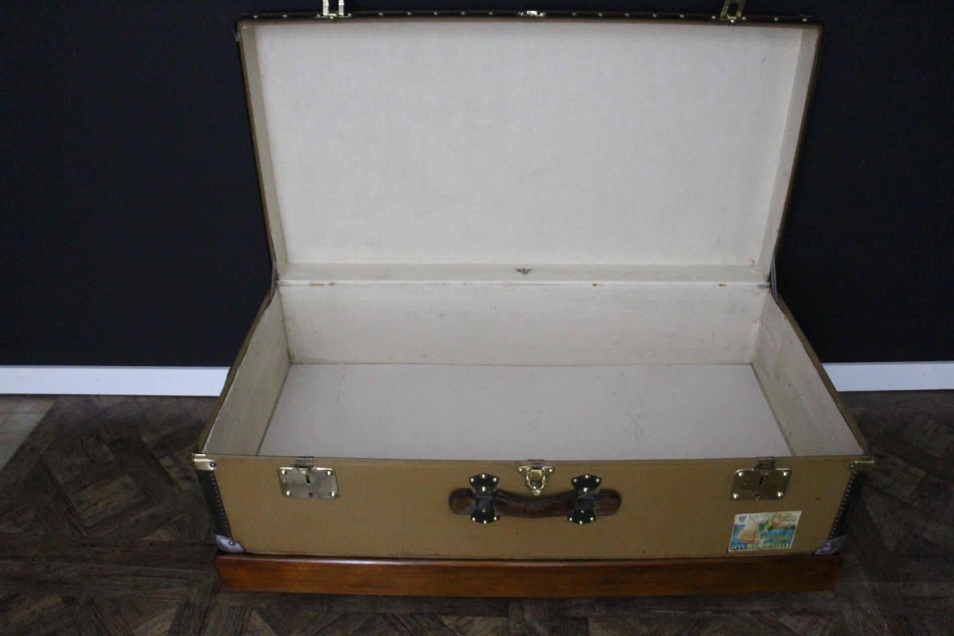 1920s Dark Beige Moynat Steamer Trunk, Moynat Trunk 9
