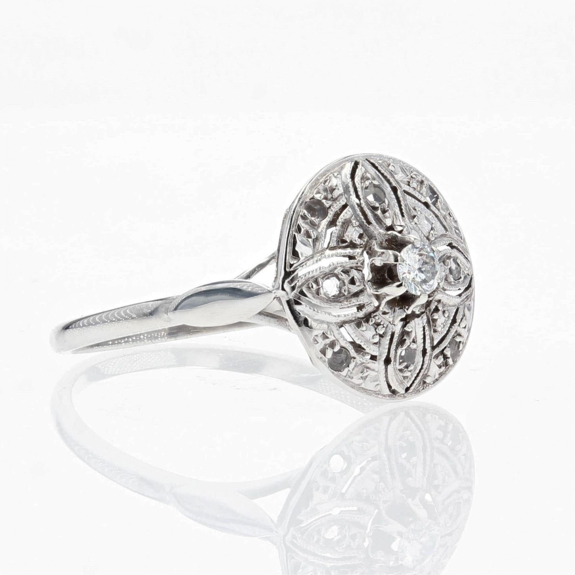 1920s Diamond 18 Karat White Gold Thin Round Ring For Sale 2