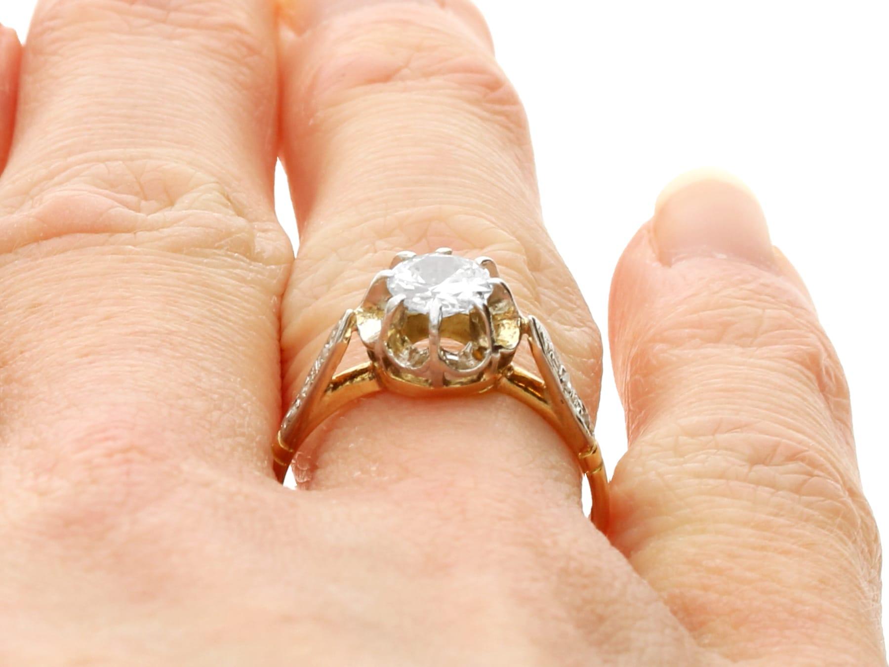 Bague de fiançailles solitaire en or jaune et diamant des années 1920 en vente 4