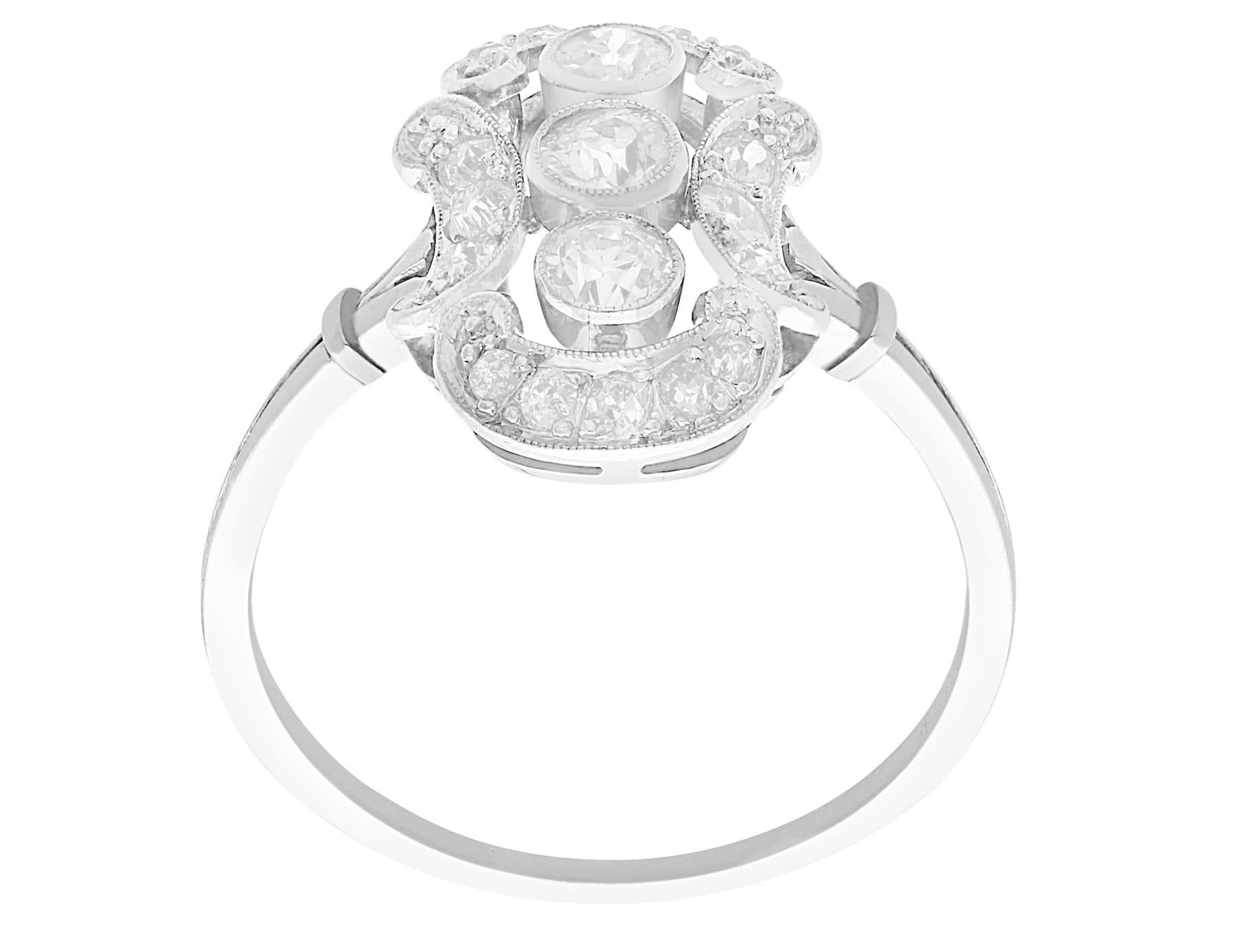 1920s Diamond White Gold Cocktail Ring In Excellent Condition For Sale In Jesmond, Newcastle Upon Tyne