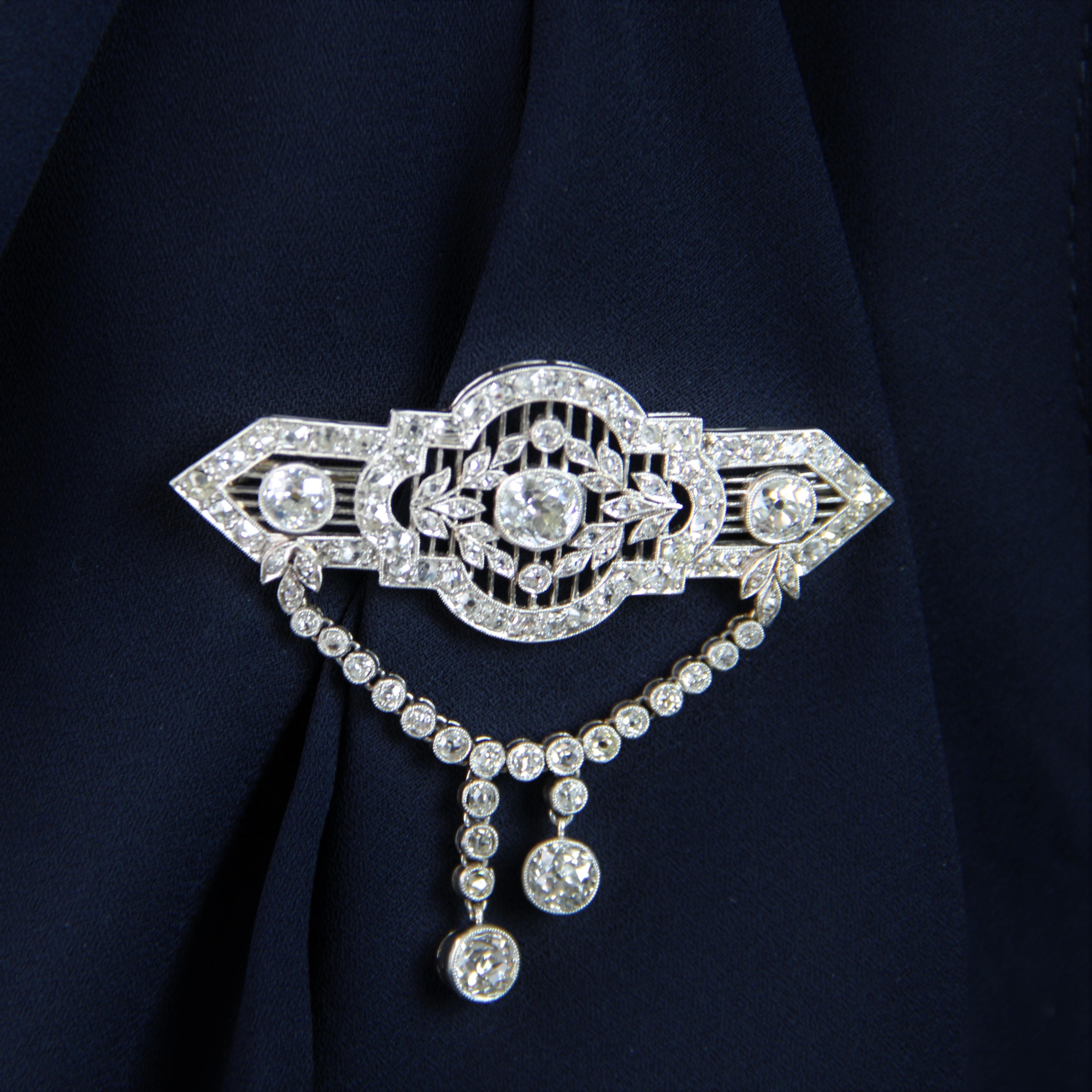 Women's 1920s Diamonds Platinum Lace Brooch For Sale