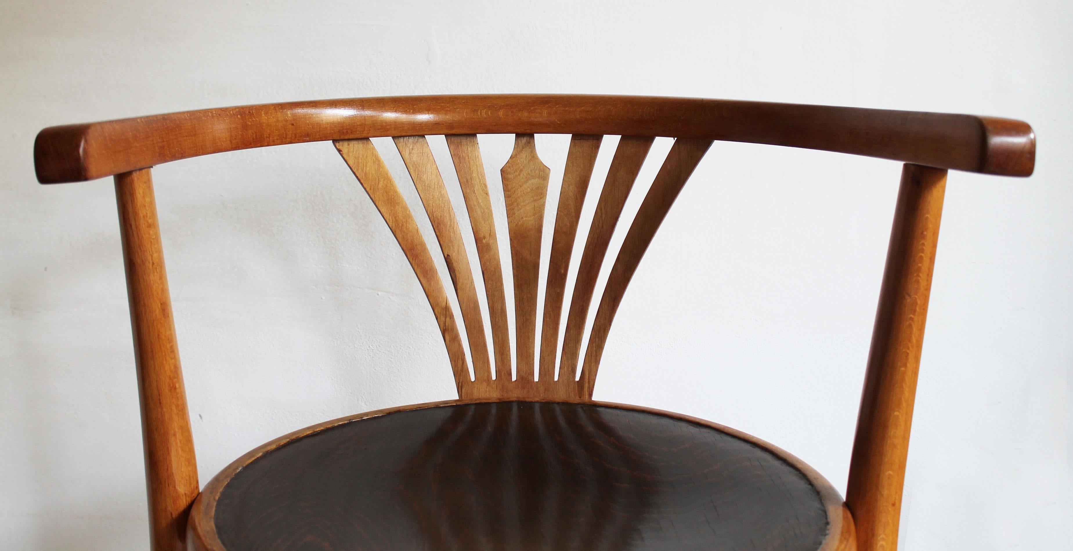 1920's Dining Chair model B 28 by Thonet For Sale 5
