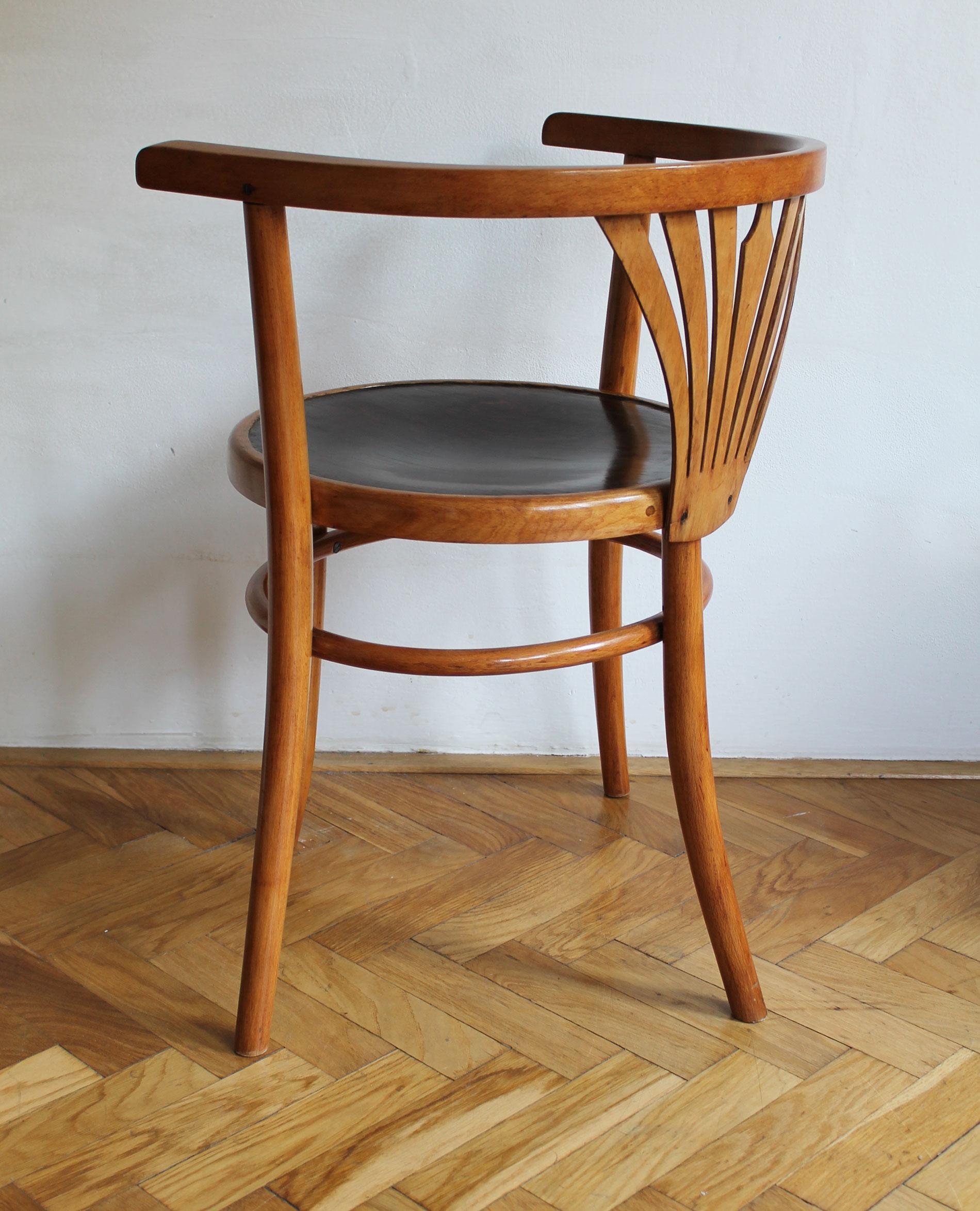 Beech 1920's Dining Chair model B 28 by Thonet For Sale