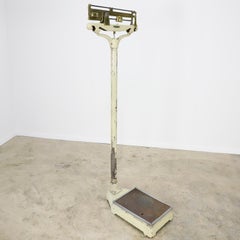 1920s Doctors' Medical Scale Mechanical Stand Up with Weights