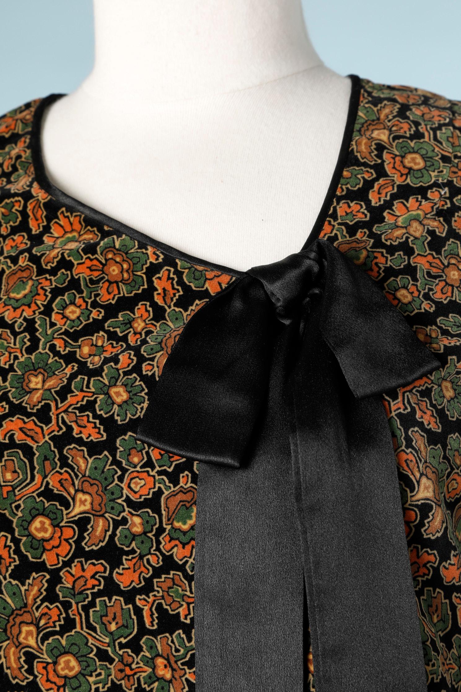 Black 1920's dress in 