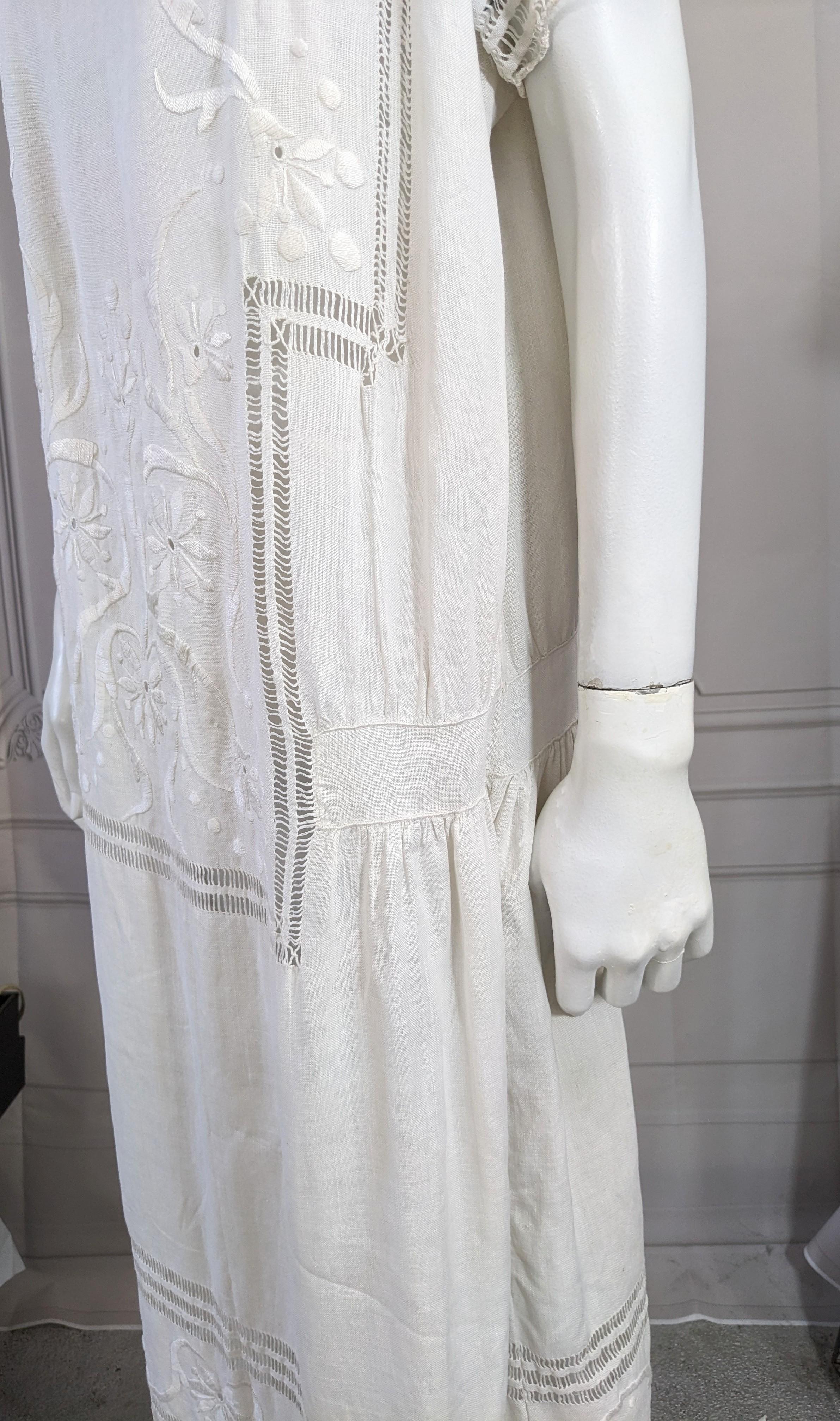 1920's Drop Waist Decorated Edwardian Linen Dress For Sale 1