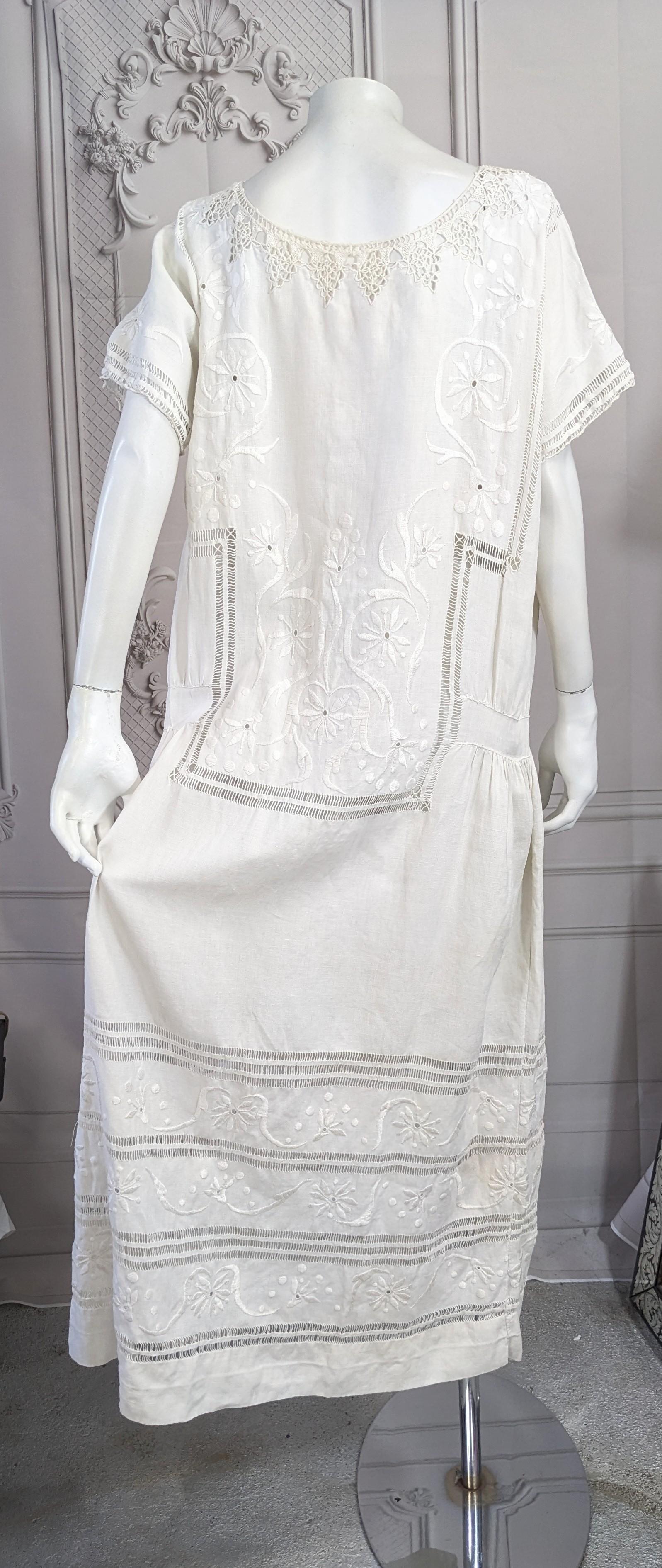 1920's Drop Waist Decorated Edwardian Linen Dress For Sale 3