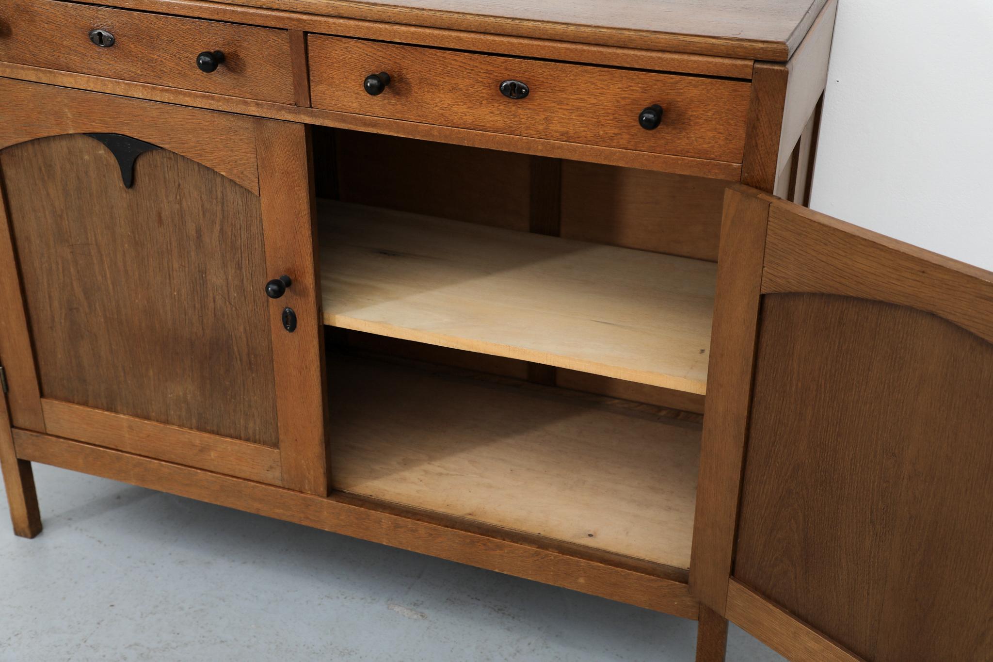 Cabinet o credenza in Oak Oak della scuola olandese Art Deco degli anni '20, con accenti neri in vendita 11