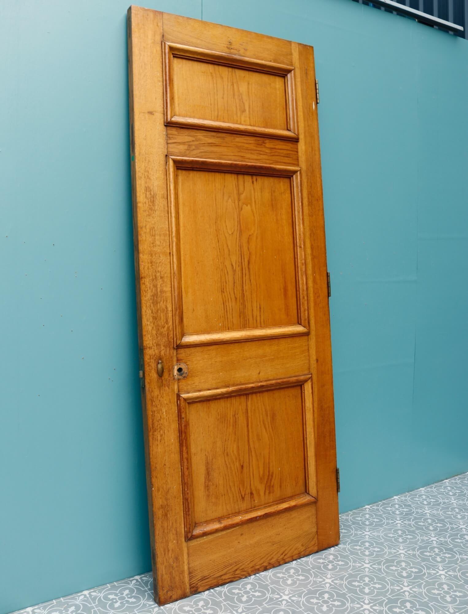 1920er Jahre Edwardian Style Eiche Tür mit Rahmen und Architrav im Zustand „Relativ gut“ im Angebot in Wormelow, Herefordshire