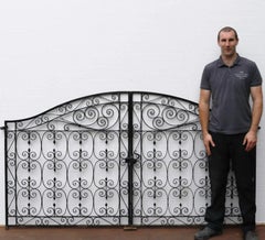 1920s Edwardian Wrought Iron Garden Gates 232.5 cm (7’6”)