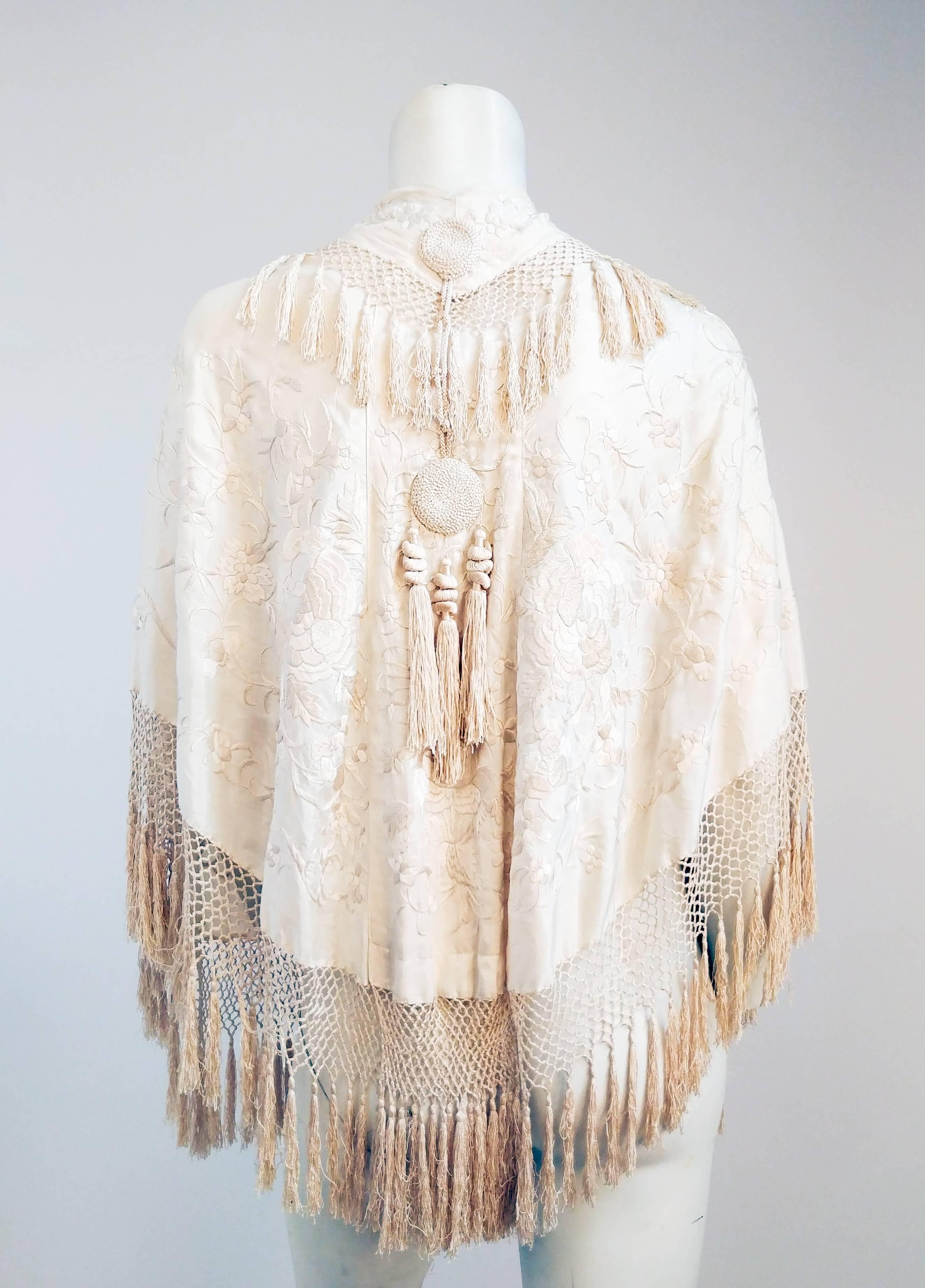 Beige 1920s Embroidered Fringe Capelet For Sale