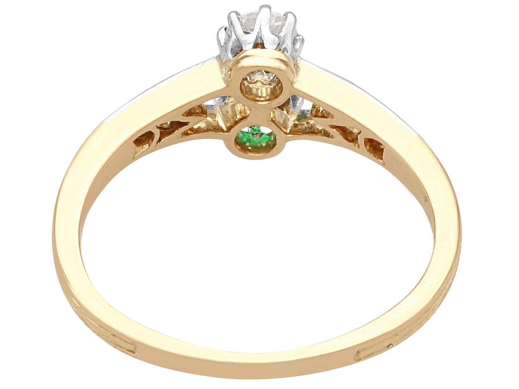 1920s Emerald and Diamond Yellow Gold Cocktail Ring In Excellent Condition For Sale In Jesmond, Newcastle Upon Tyne