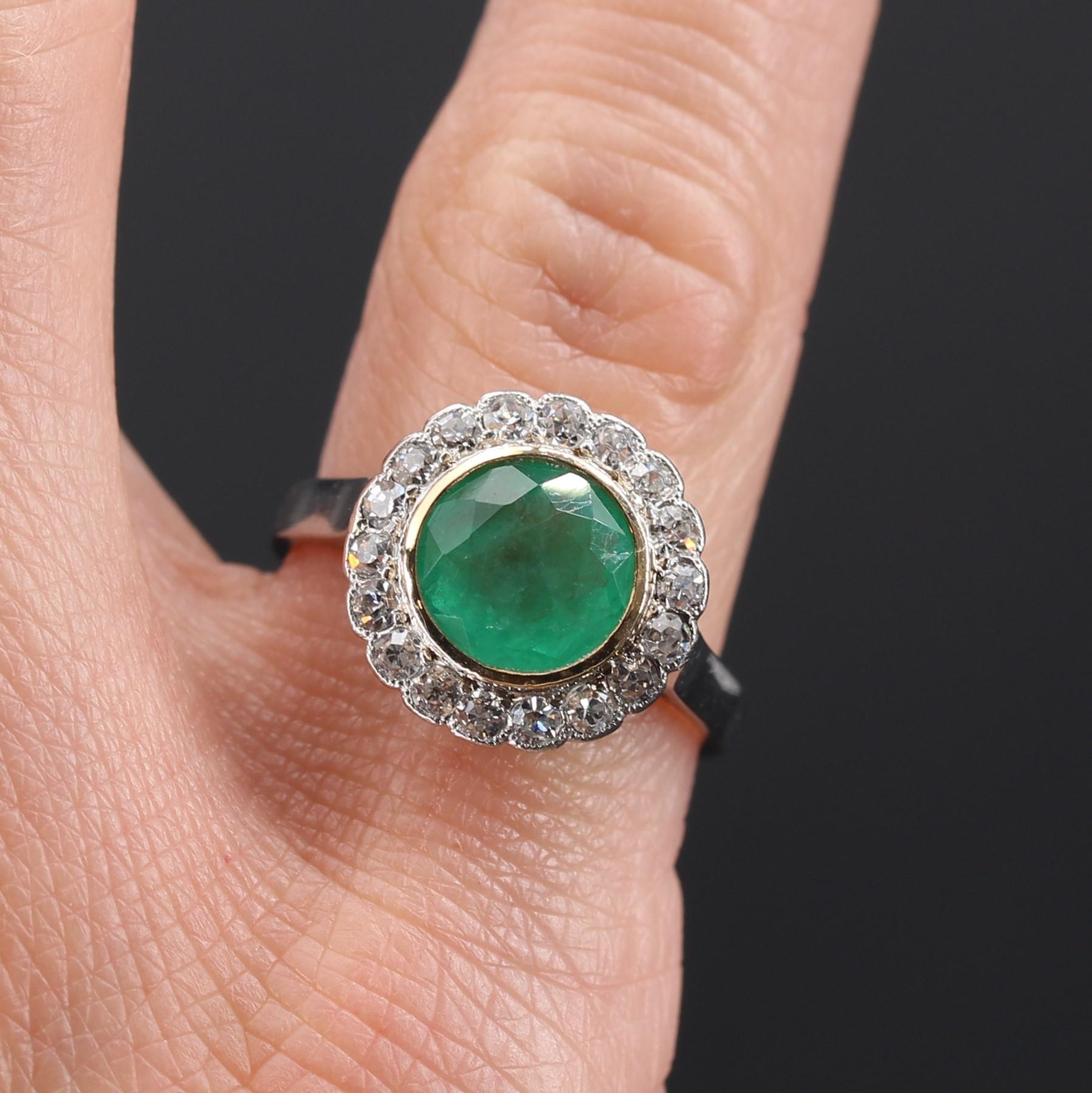 1920s Emerald Diamonds Platinum 18 Karat Yellow Gold Round Ring For Sale 8