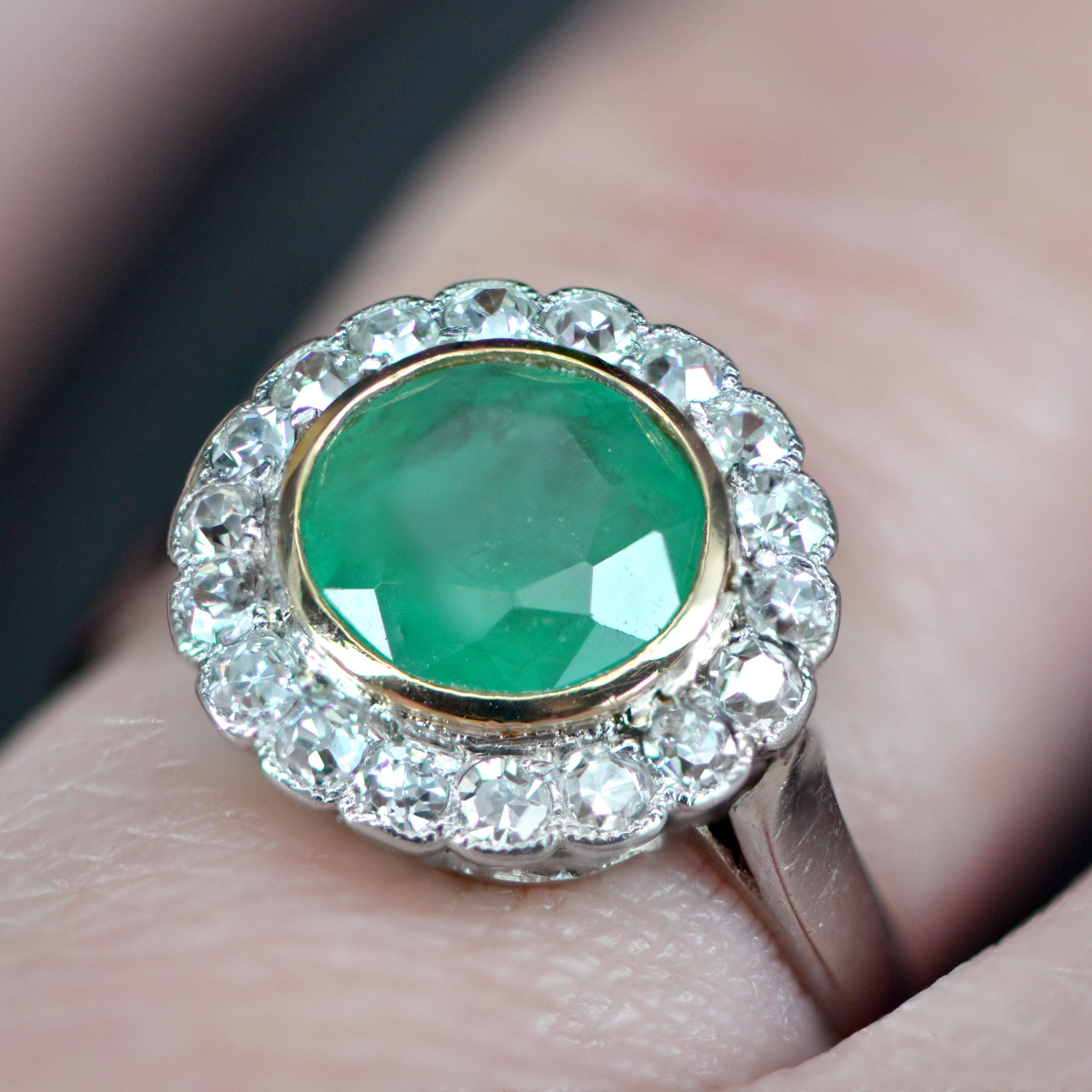 1920s Emerald Diamonds Platinum 18 Karat Yellow Gold Round Ring For Sale 10