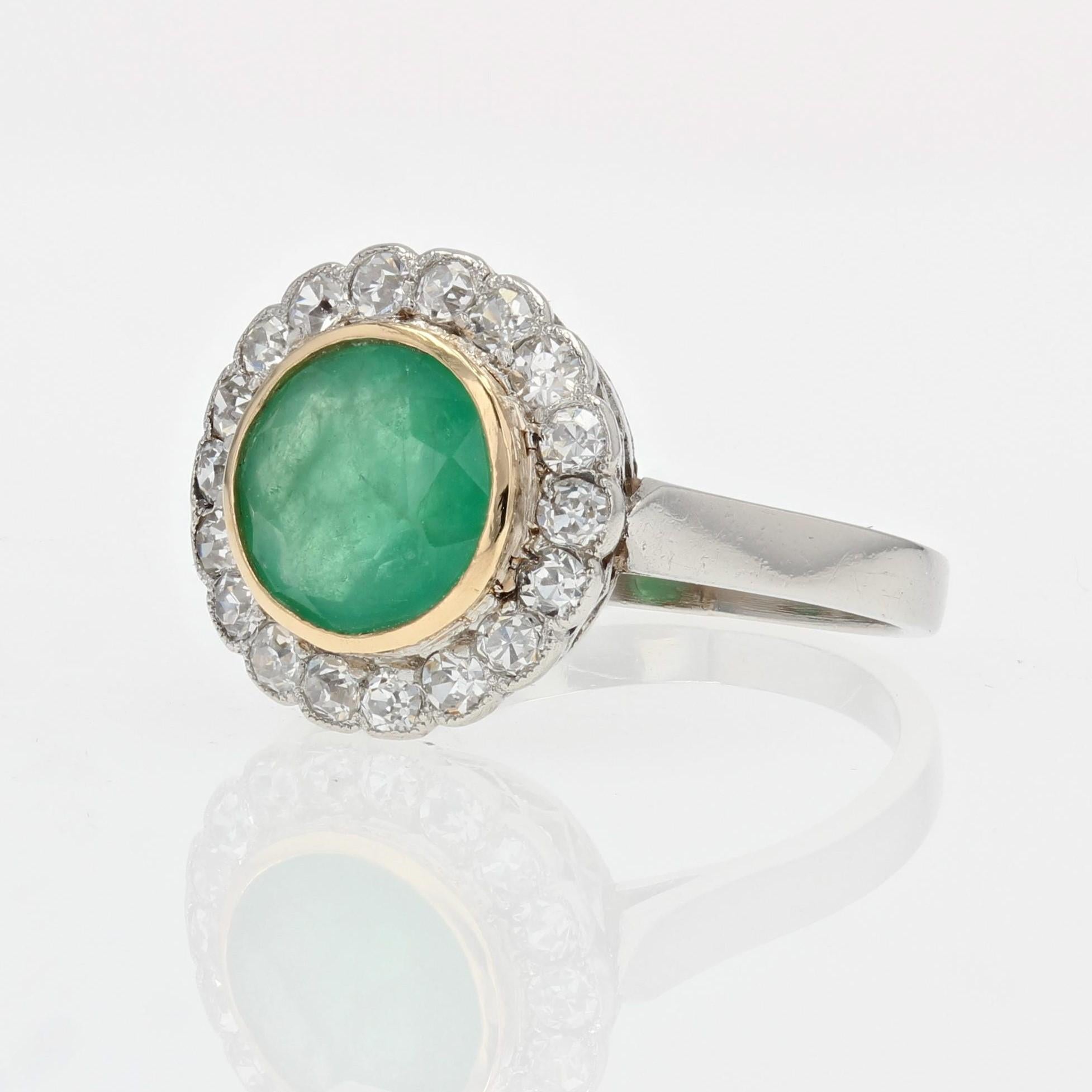 1920s Emerald Diamonds Platinum 18 Karat Yellow Gold Round Ring For Sale 1