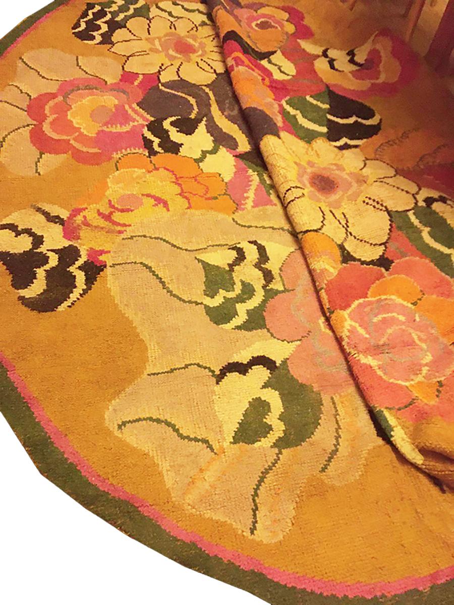 1920s English Art Deco Carpet ( 8'3'' x 10'6'' - 251 x 320 ) In Good Condition For Sale In New York, NY