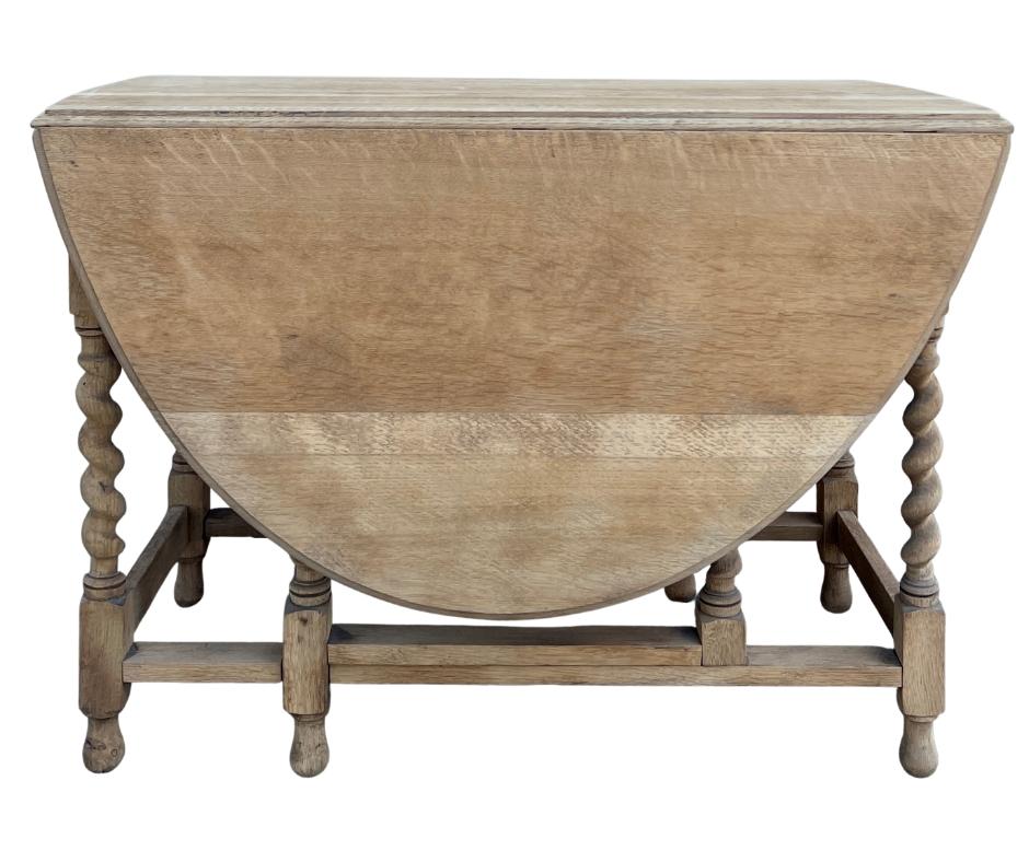 1920s English Bleached Oak Gateleg Table For Sale 1