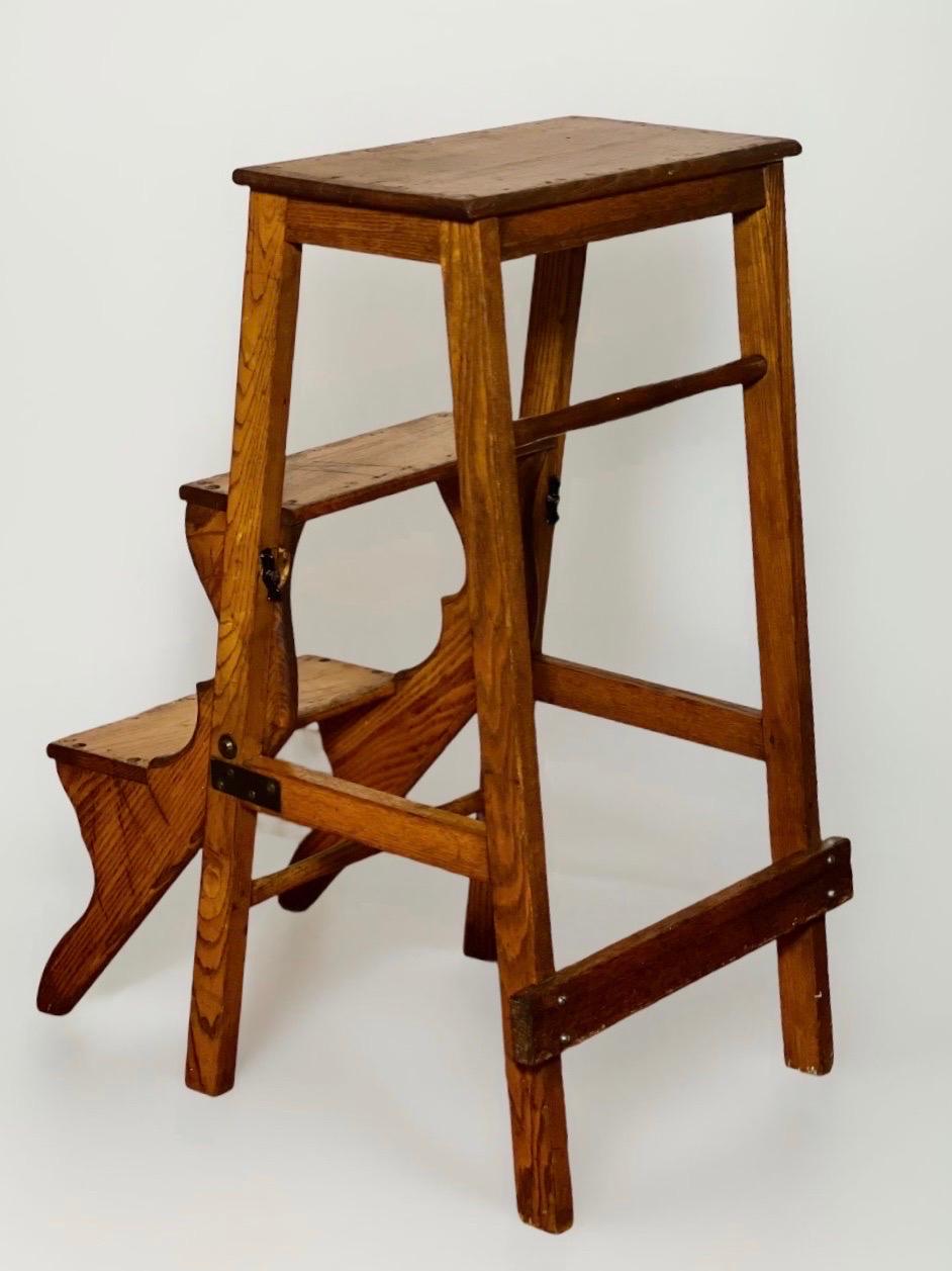 Chêne Escabeau pliant en chêne de style anglais des années 1920