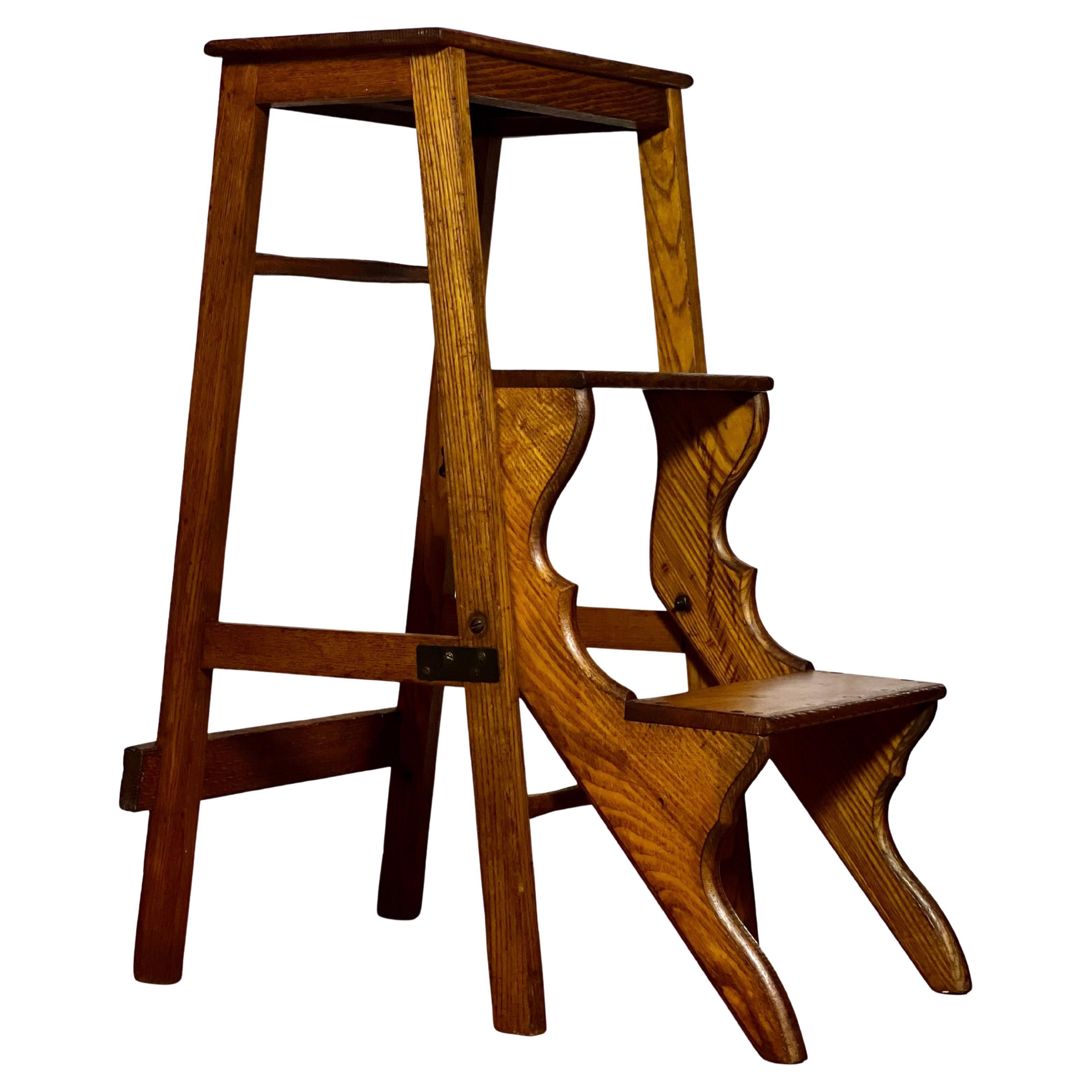 1920s English Country Oak Folding Step Ladder