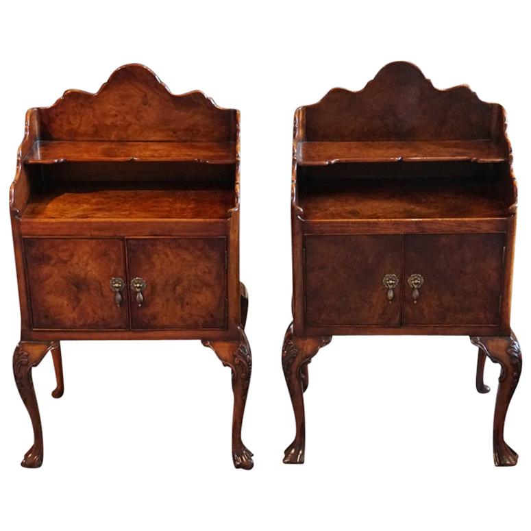 1920s English Matched Pair Burl Walnut Bedside Cabinets For Sale