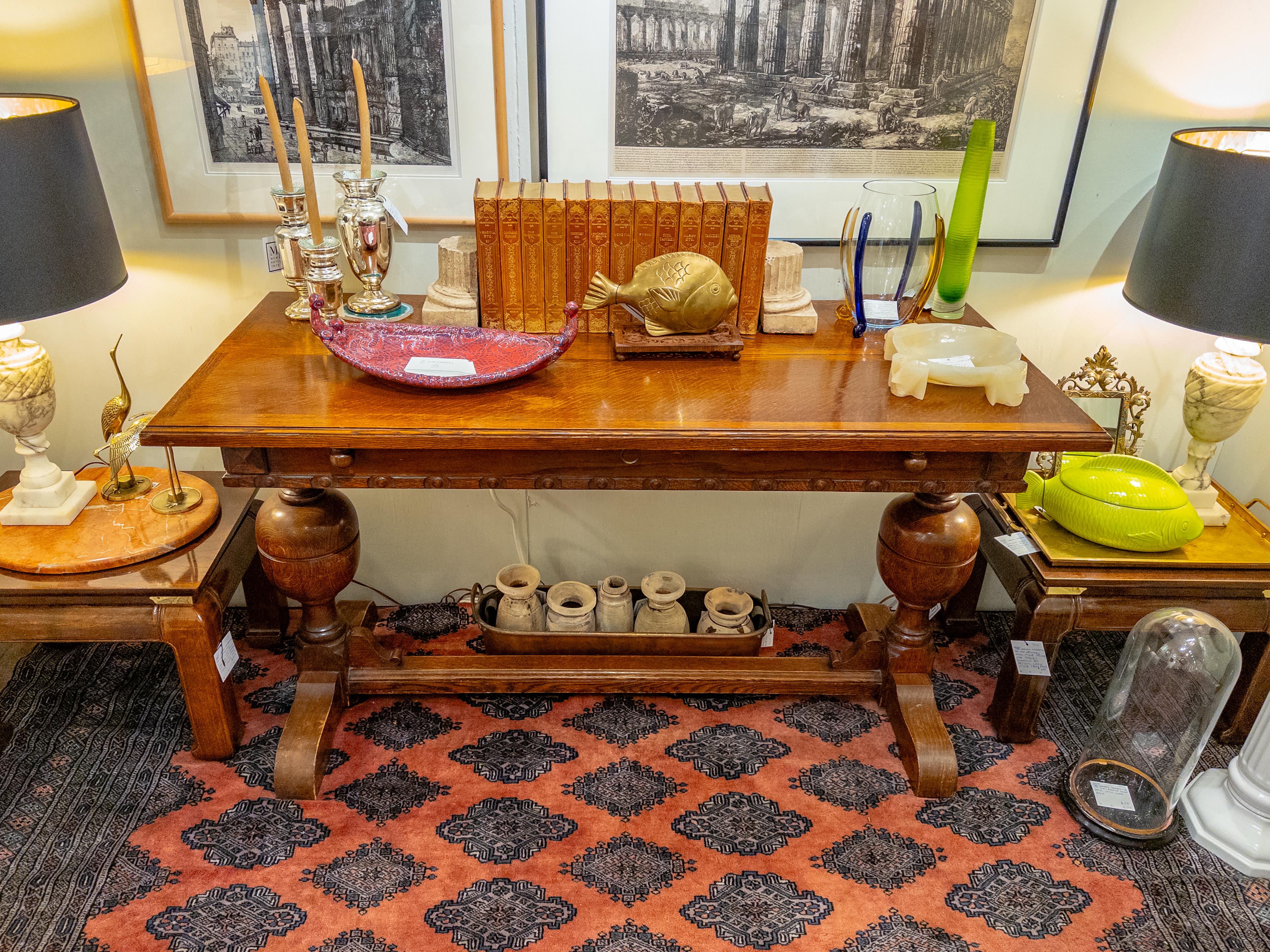 antique trestle table with leaves