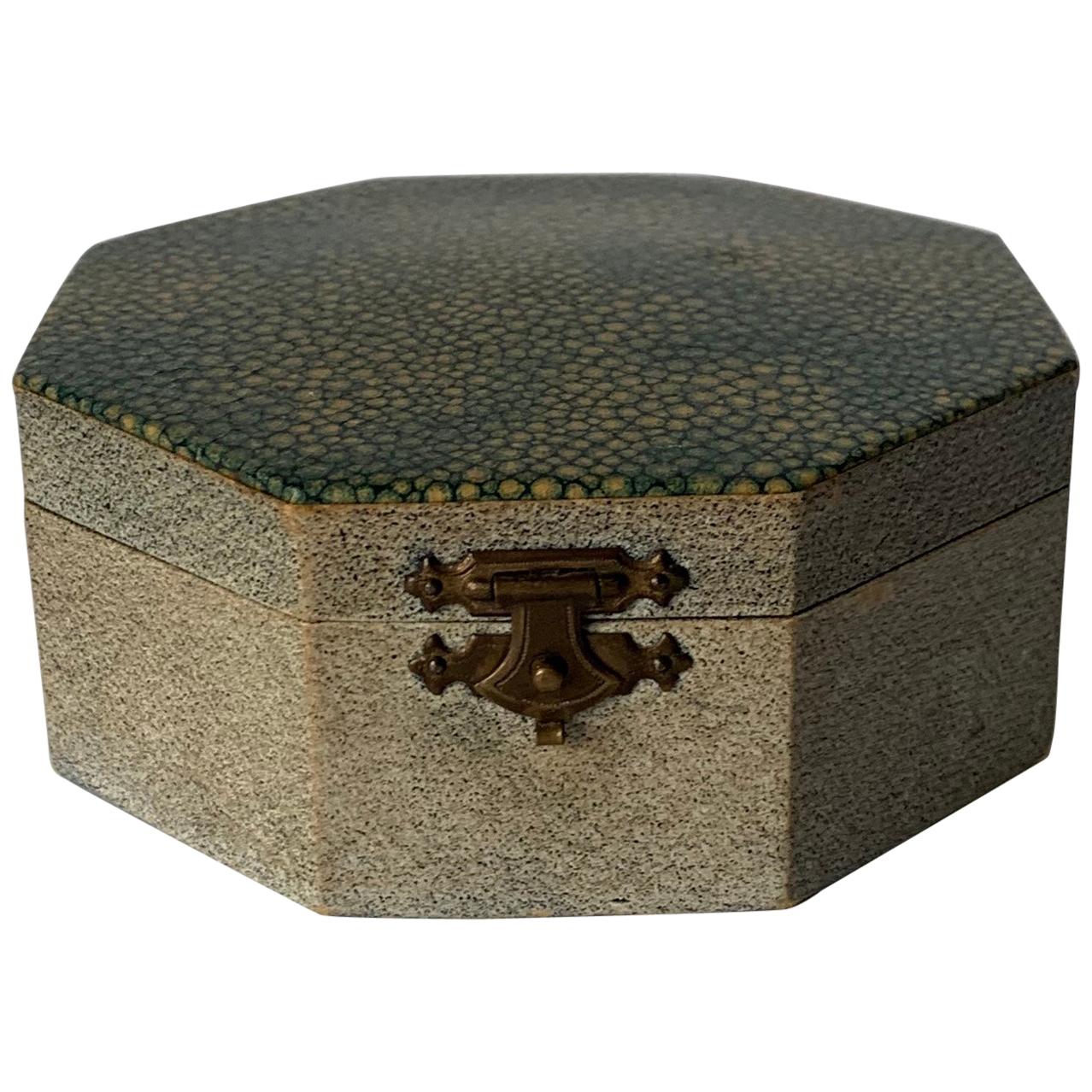 1920s English Octagonal Faux Shagreen Vanity Box