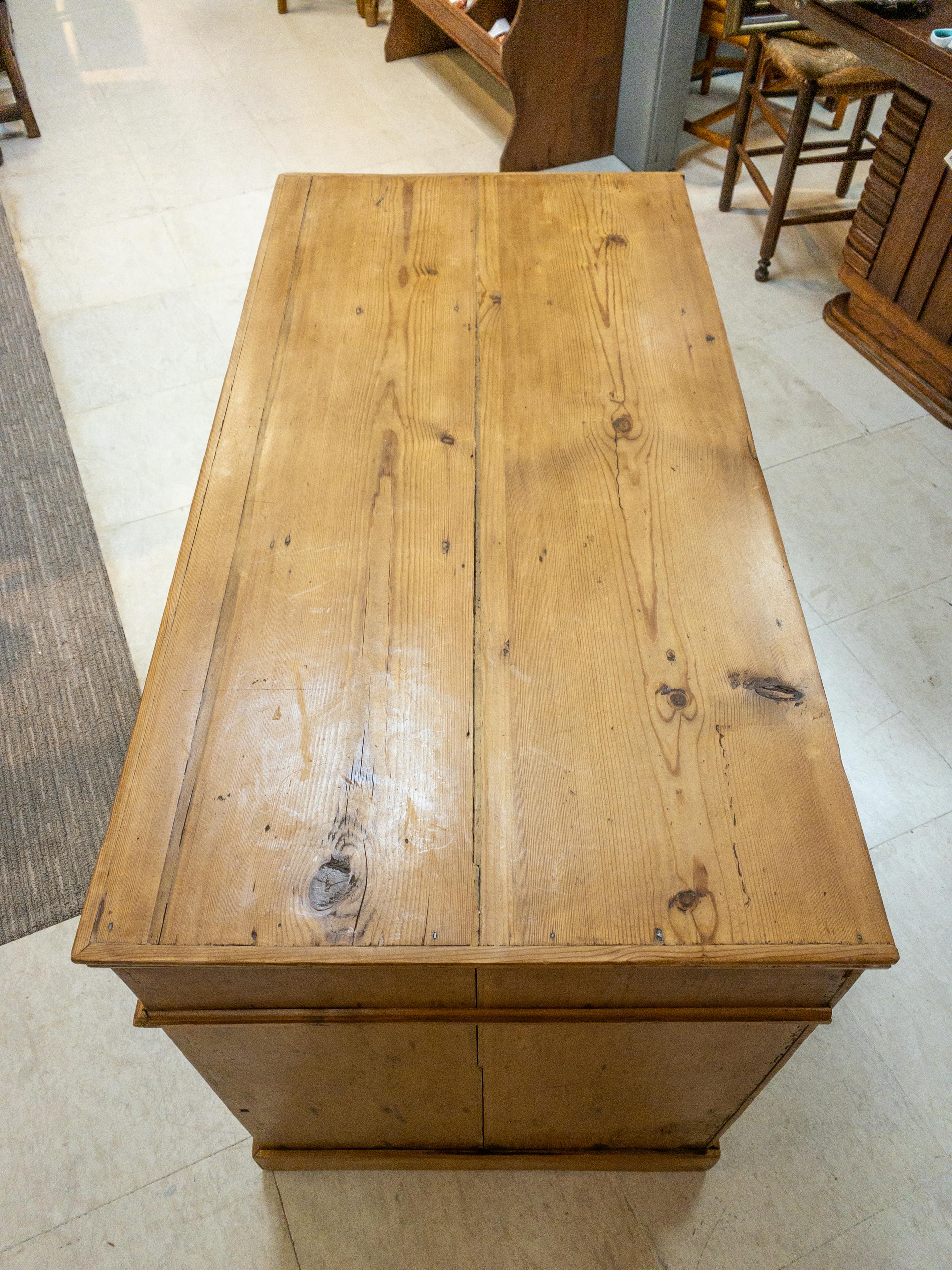1920's English Pine Desk For Sale 1