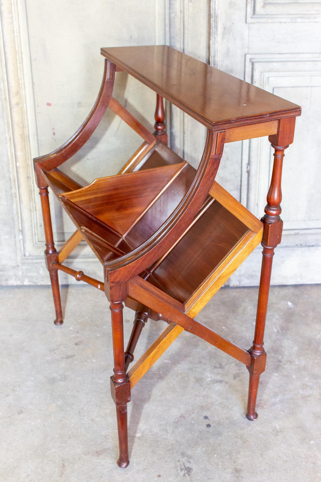 1920s English Shelf Table with Storage for Books and Records In Good Condition In Houston, TX
