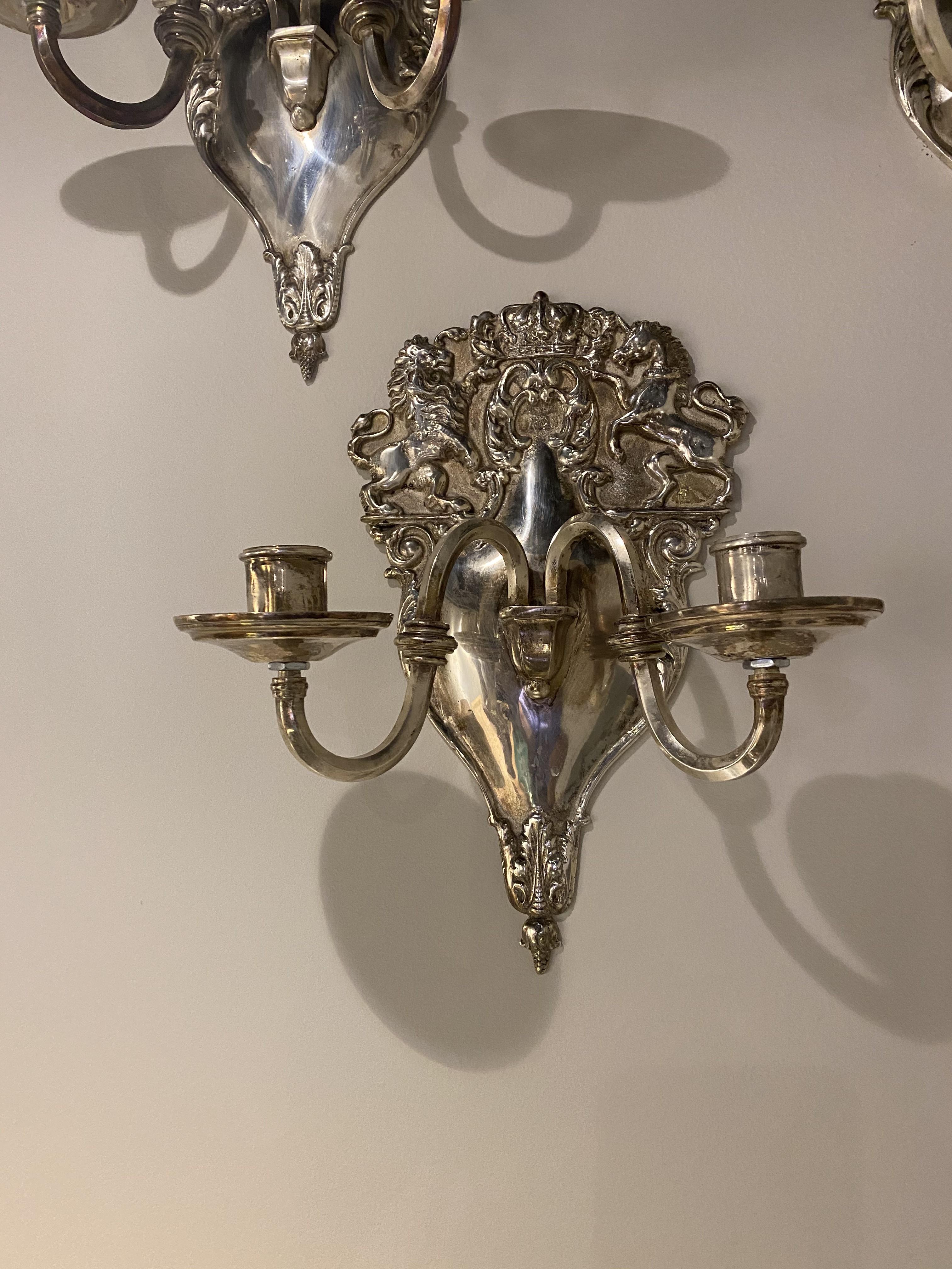 1920's English Silver Plated Sconces with Heraldry Design In Good Condition For Sale In New York, NY